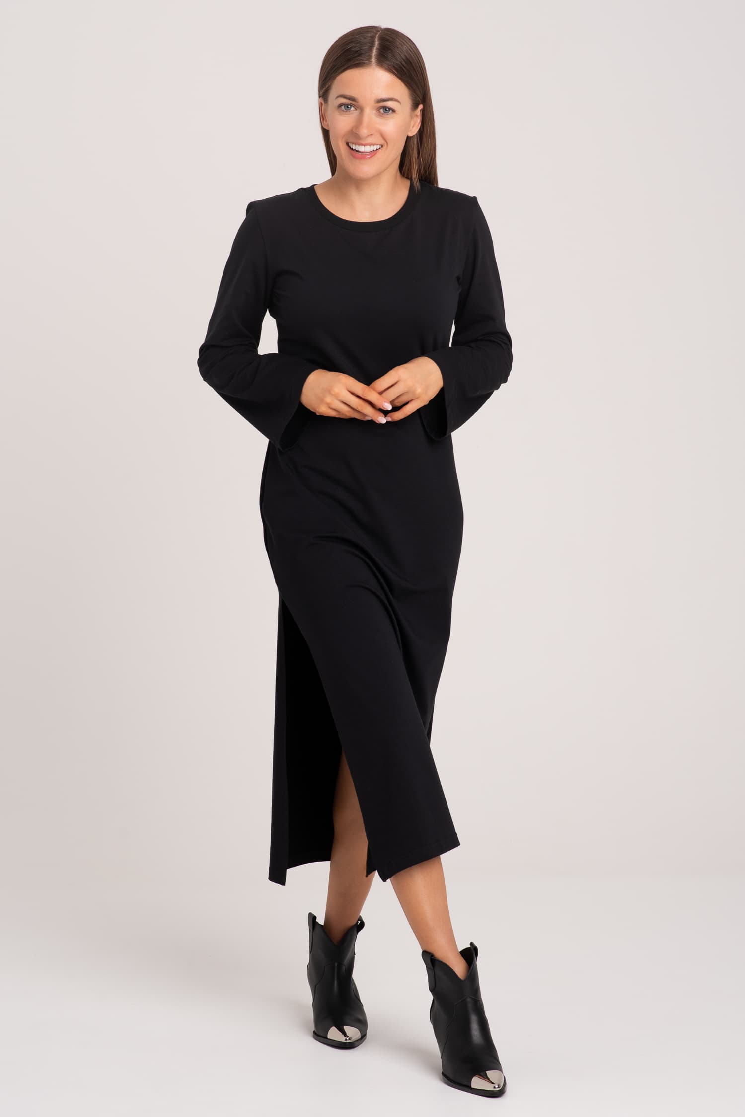 Schwarzes langes T-Shirt-Kleid mit Schlitz AVERY — Foto 4