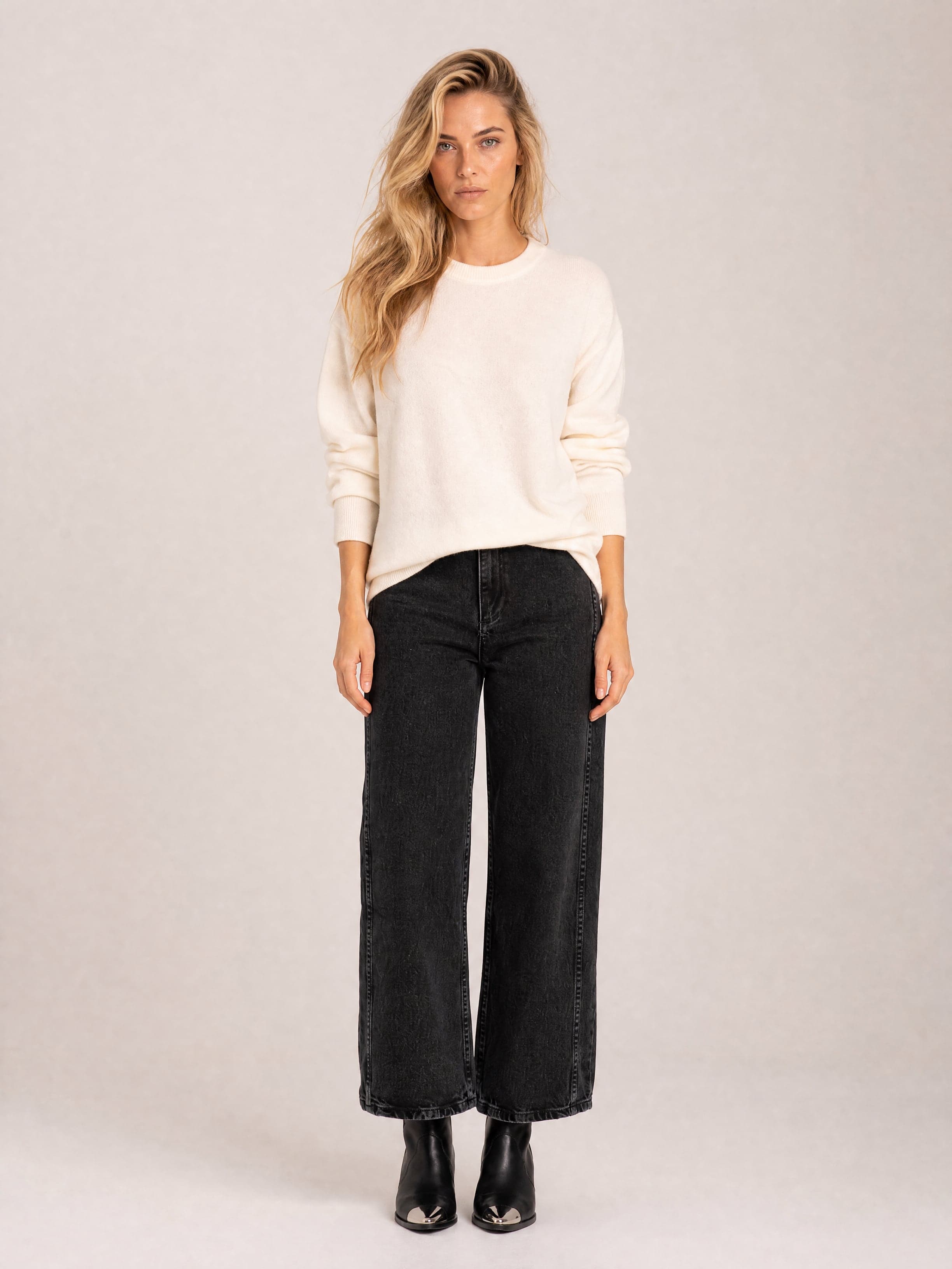 Jersey clásico de mujer en color crema Agatha — foto 7