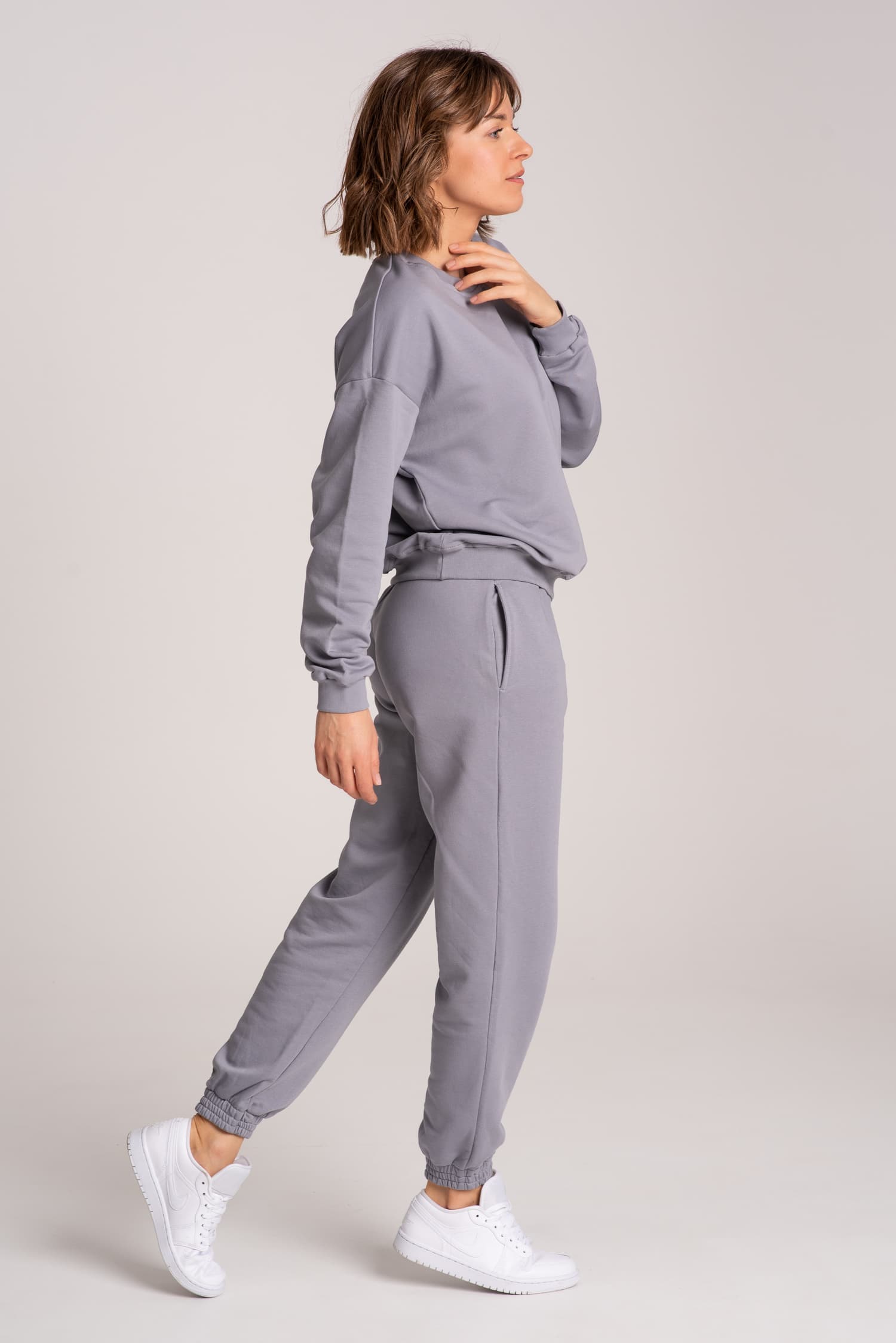 Women's Tracksuit Set: Sweatshirt + Joggers – Dove Grey — photo 4