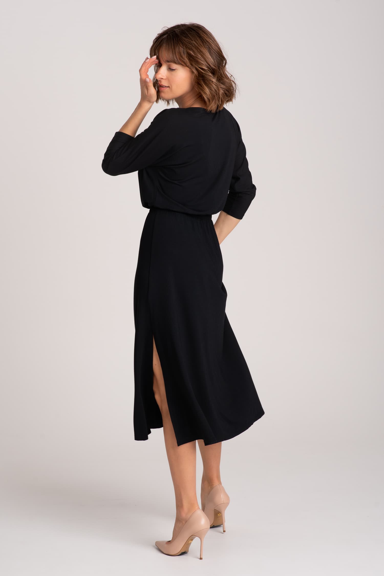 Czarna sukienka z modalu Hot As Hell — zdjęcie 3