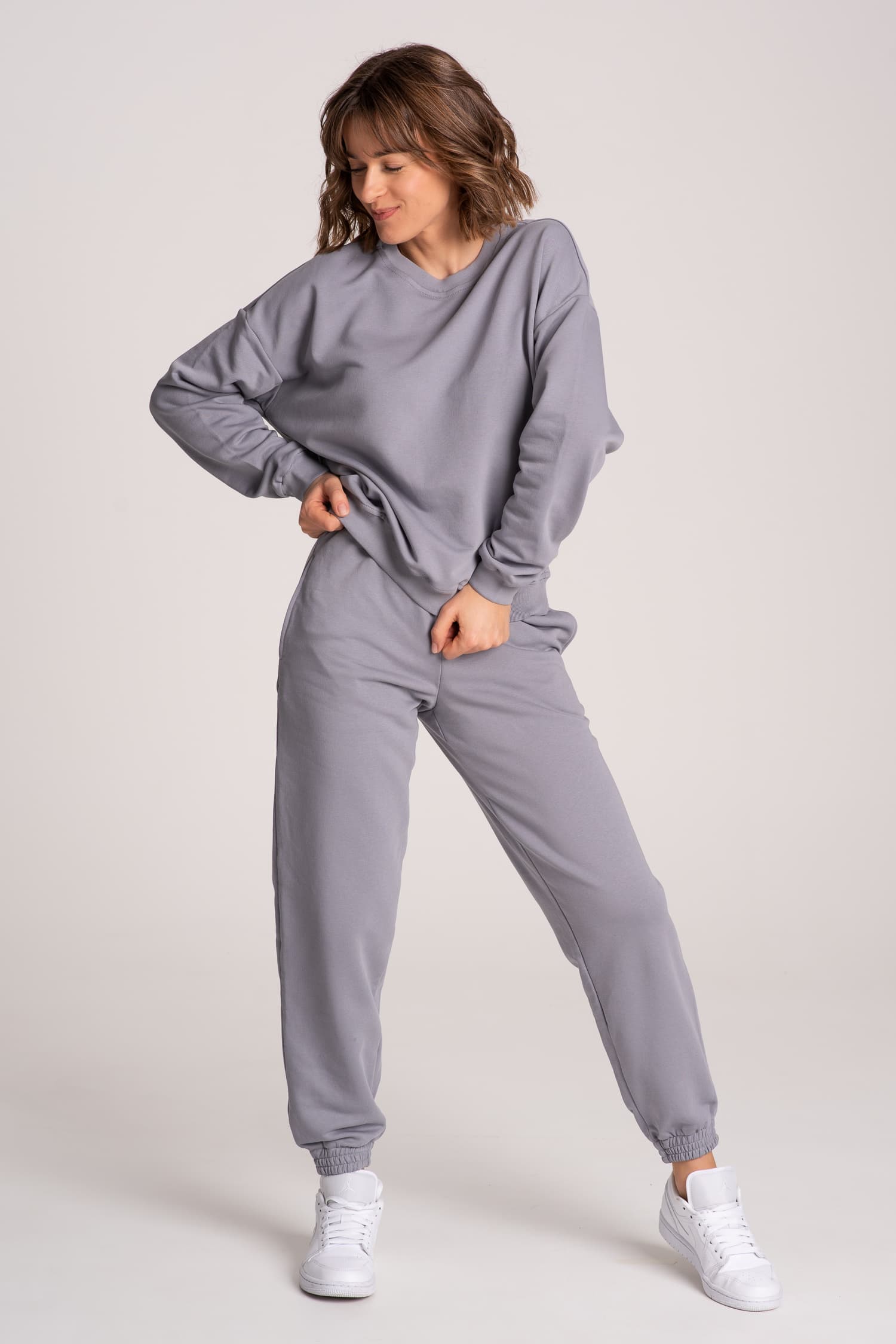 Women's Tracksuit Set: Sweatshirt + Joggers – Dove Grey — photo 2