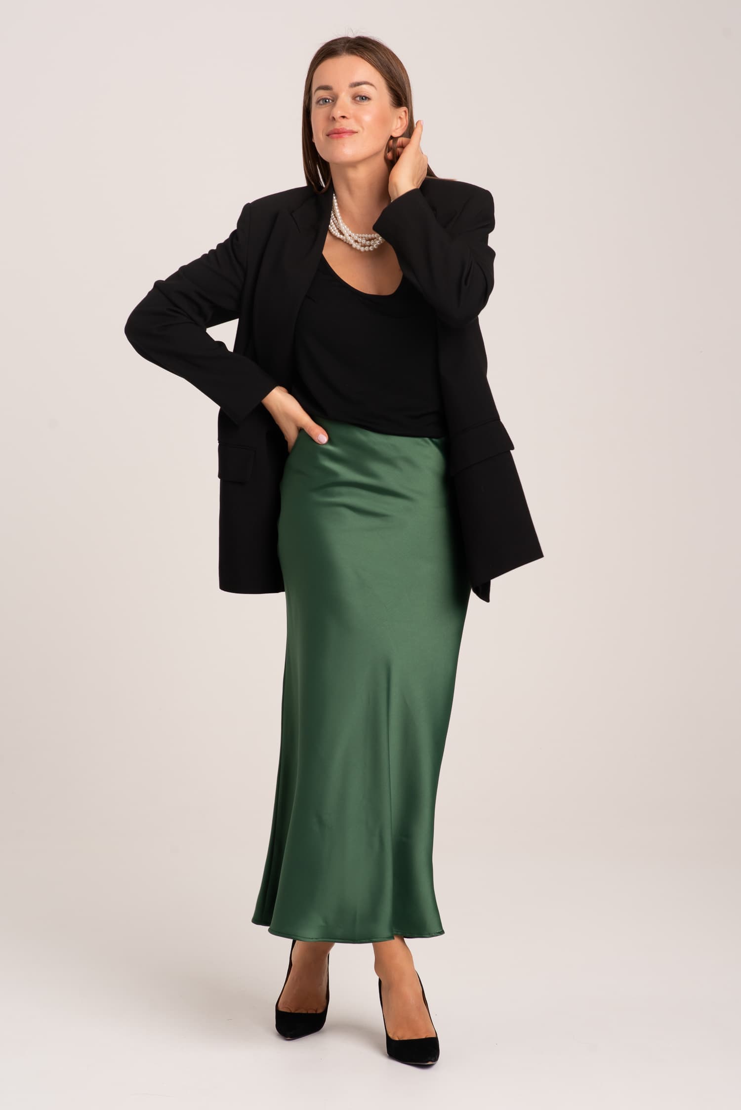 Zielona spódnica satynowa Violet - widok 2