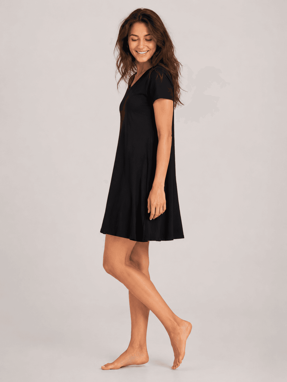 Vestido negro de bambú con manga corta Silence — foto 7