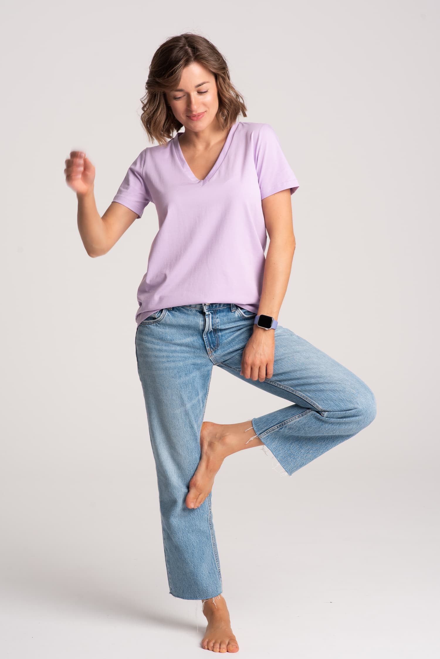 Fioletowy t-shirt damski V