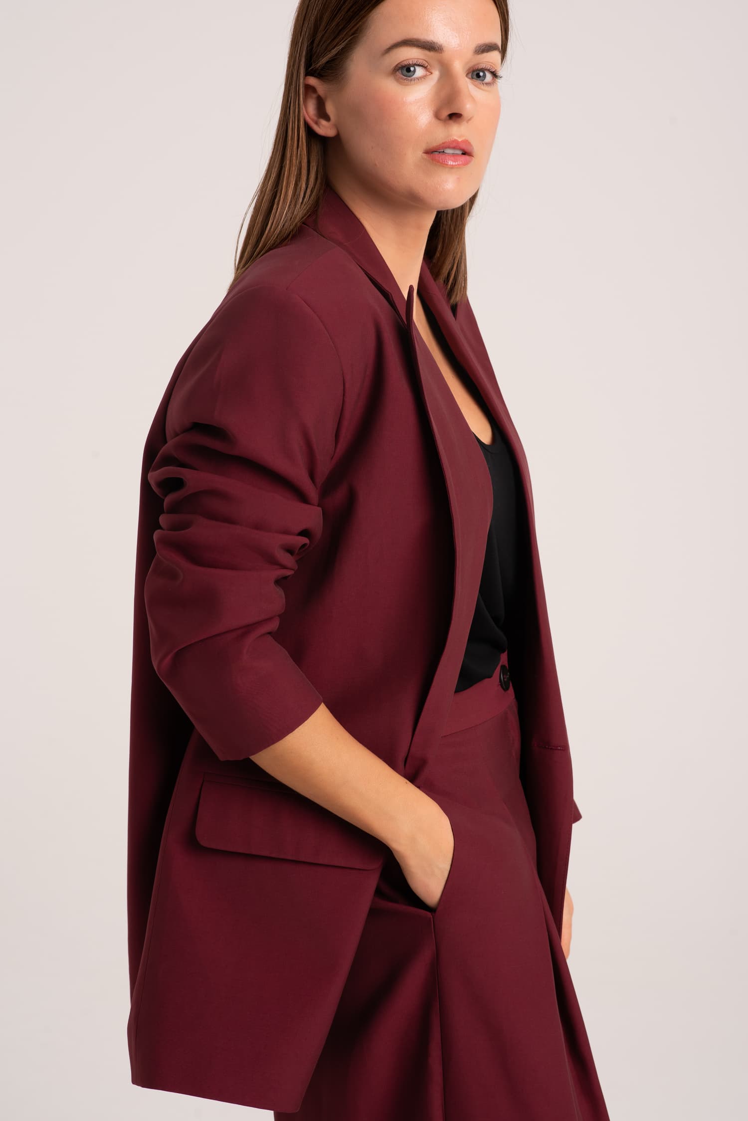 Bordowa marynarka Victoria - zdjęcie 3