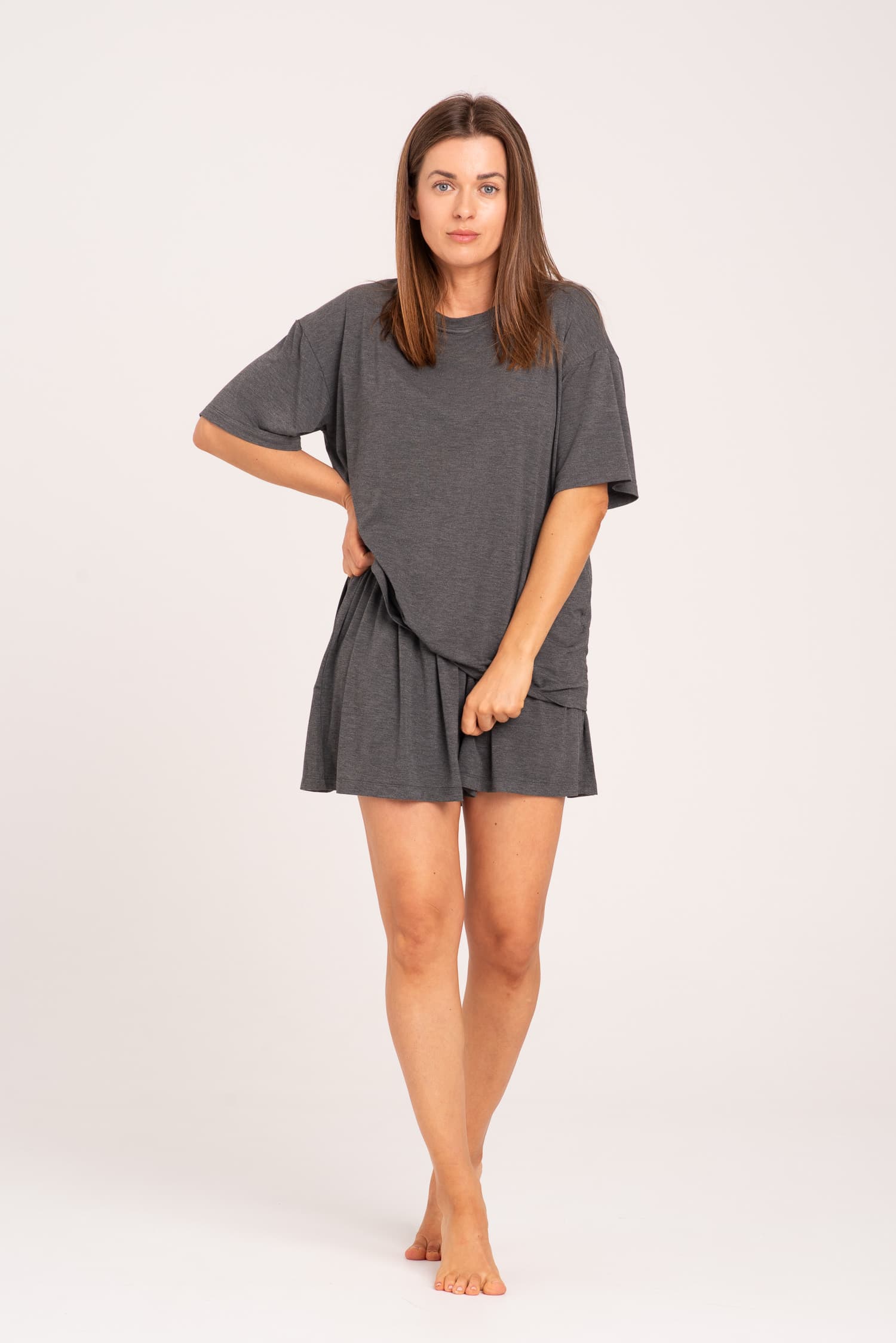 Grafitowe spodenki bambusowe Nina — zdjęcie 2