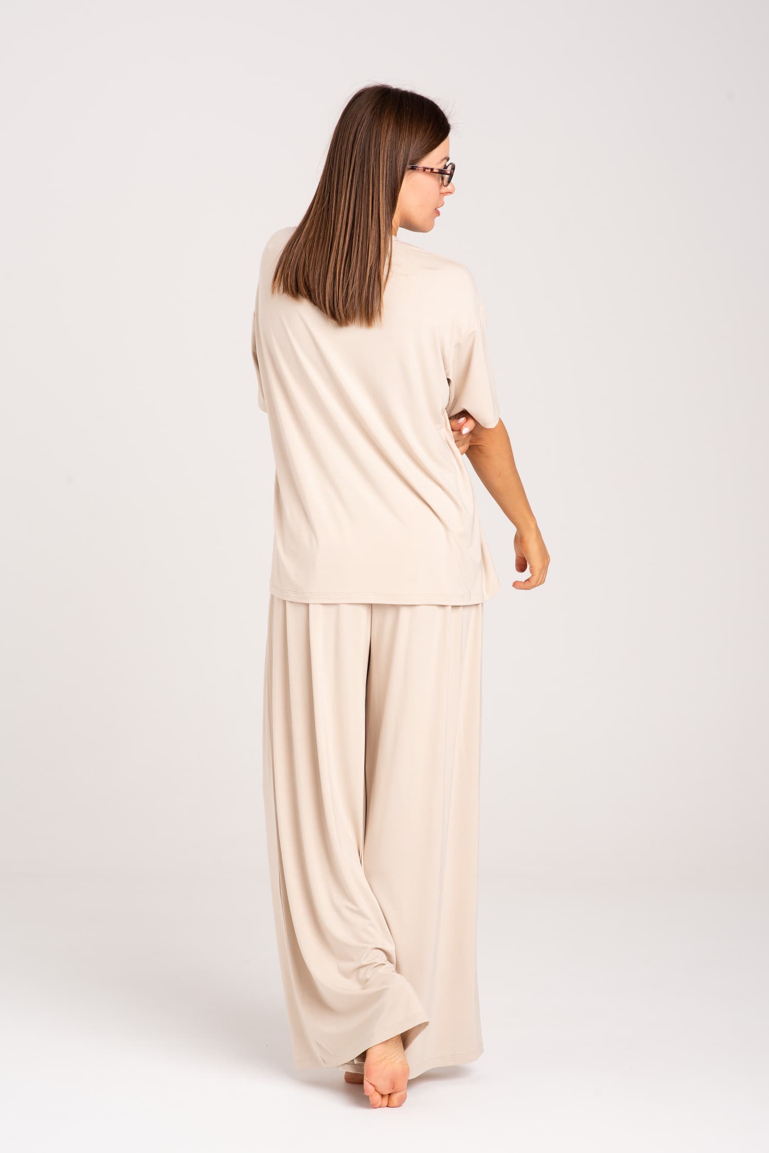 Kremowe luźne spodnie bambusowe Nina — zdjęcie 3