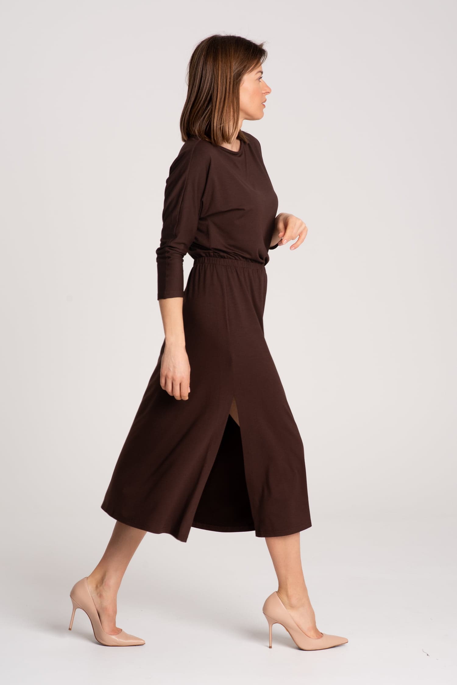 Brązowa sukienka z modalu Hot As Hell — zdjęcie 3