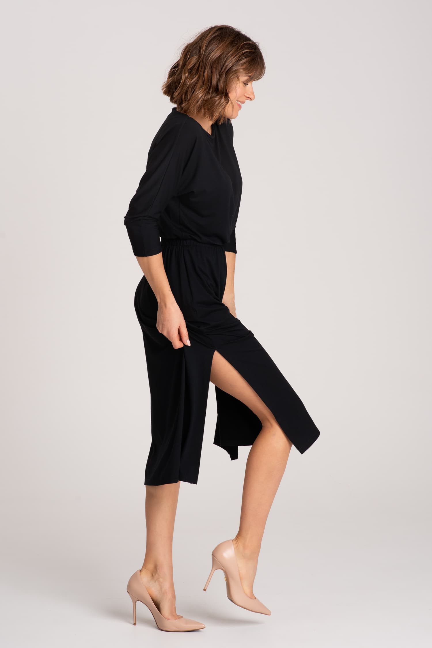 Czarna sukienka z modalu Hot As Hell - widok 2