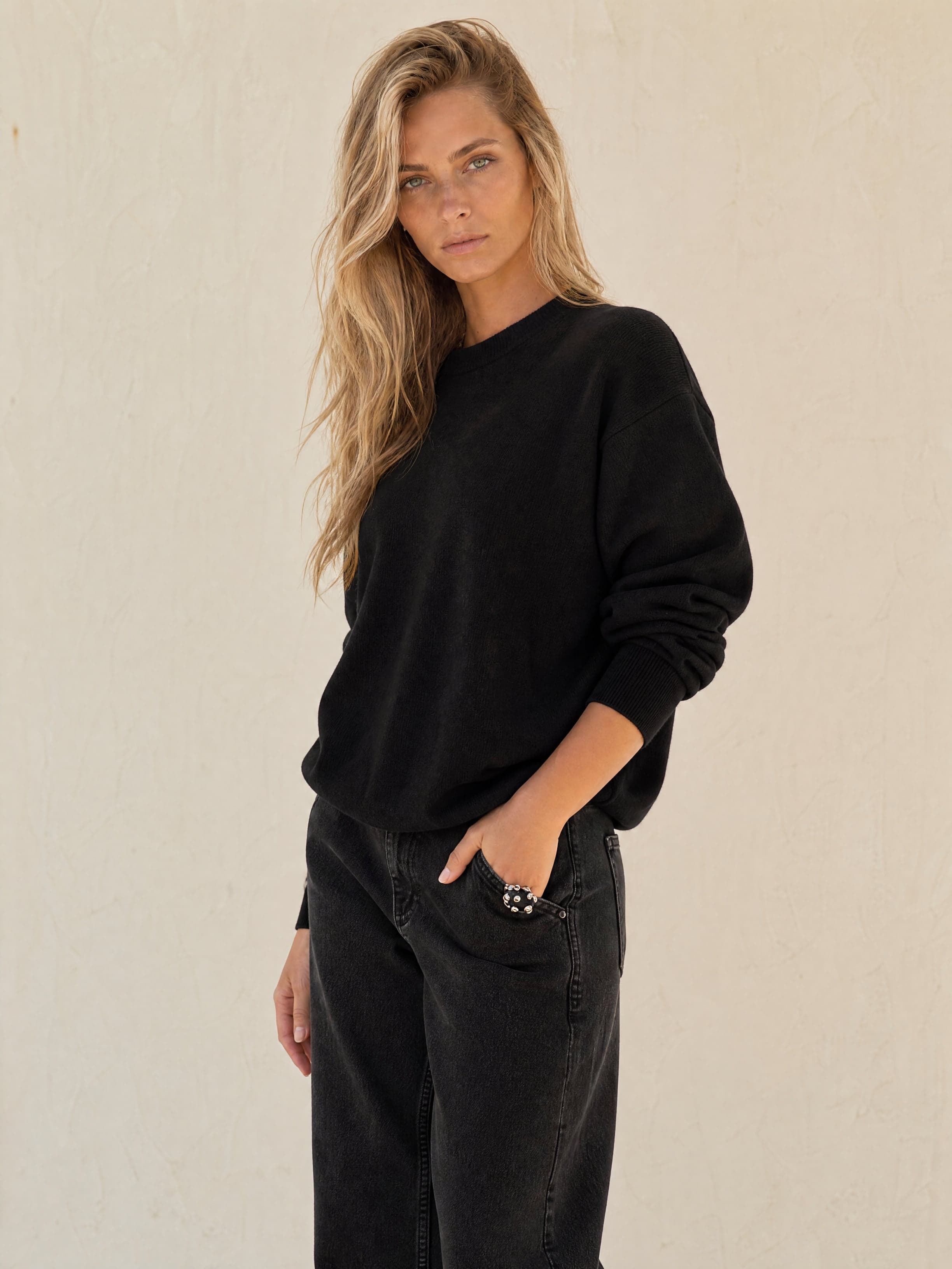 Schwarzer klassischer Damenpullover Agatha — Foto 10