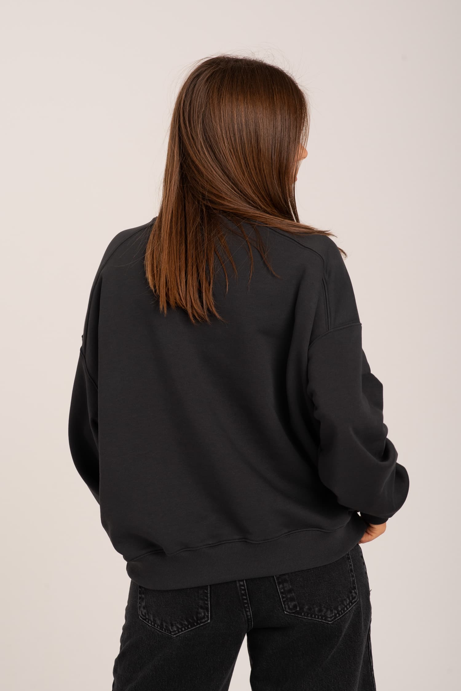 Grafitowa bluza dresowa Nora — zdjęcie 3