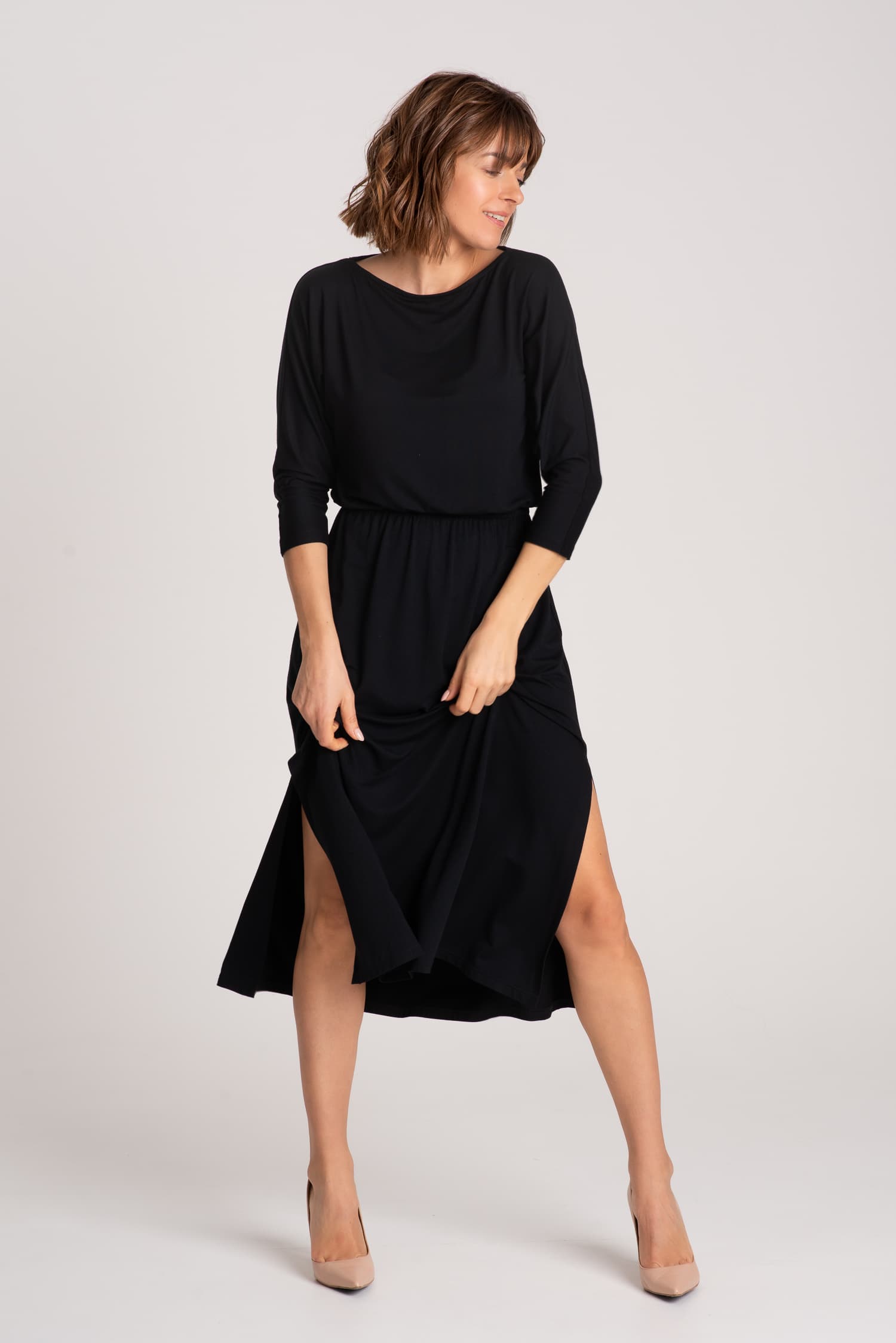 Czarna sukienka z modalu Hot As Hell — zdjęcie 4