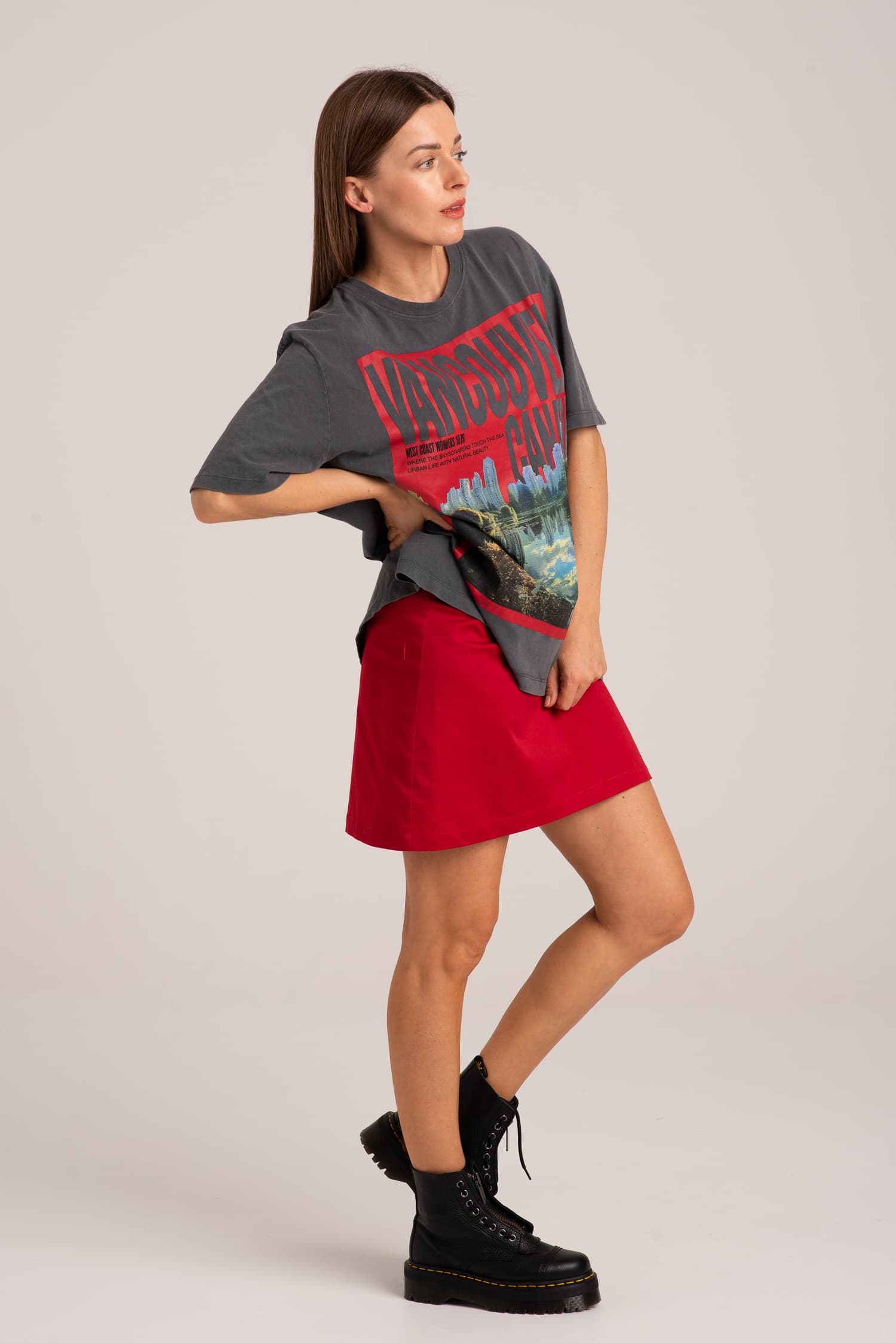 Czerwona spodnica mini Rachel