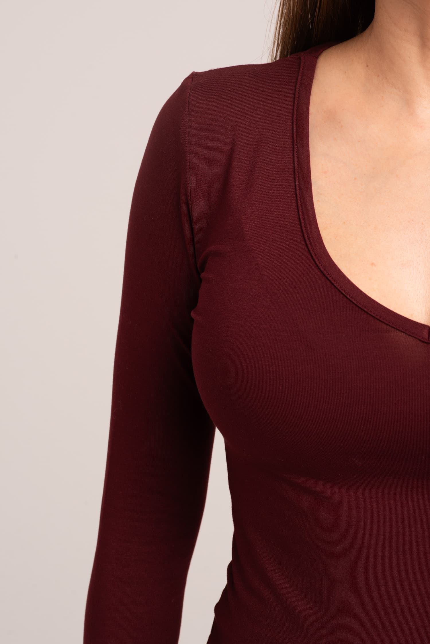 Burgundy Long Sleeve V-Neck Blouse Aniela — photo 3