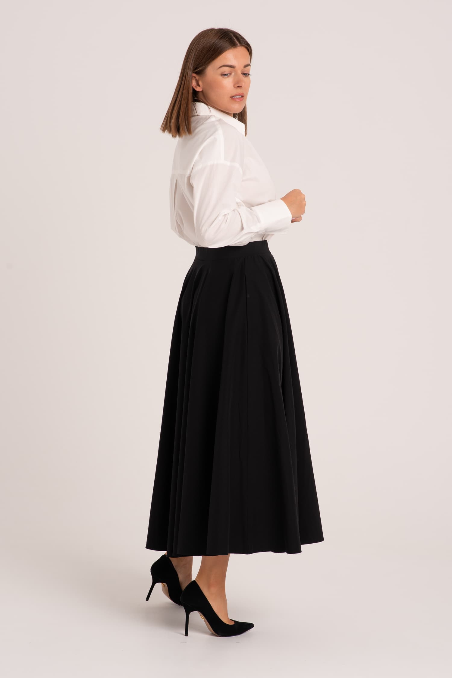 Czarna spódnica midi Nadia — zdjęcie 2