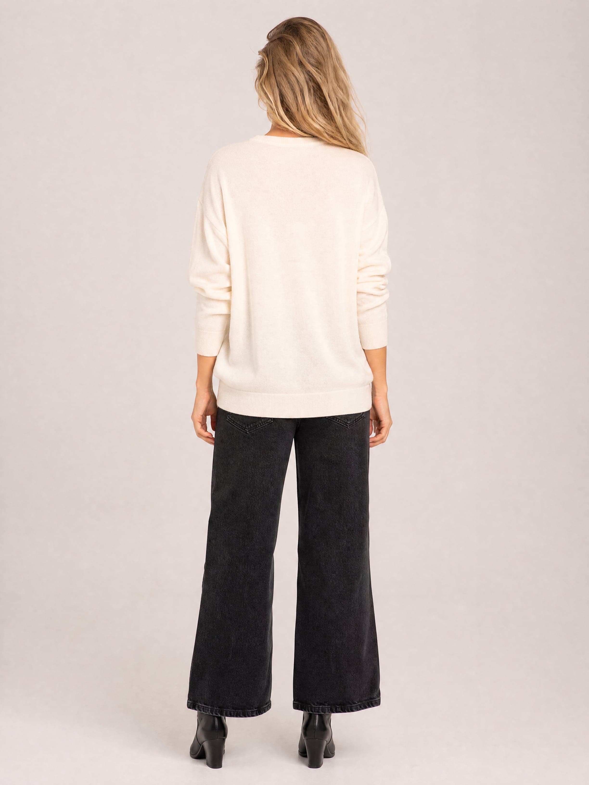 Jersey clásico de mujer en color crema Agatha — foto 5