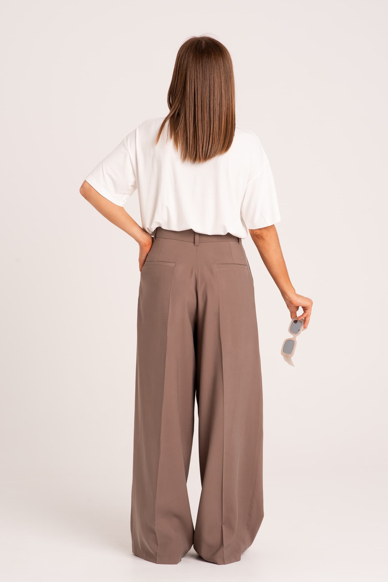 Brązowe spodnie garniturowe Pearl — zdjęcie 4