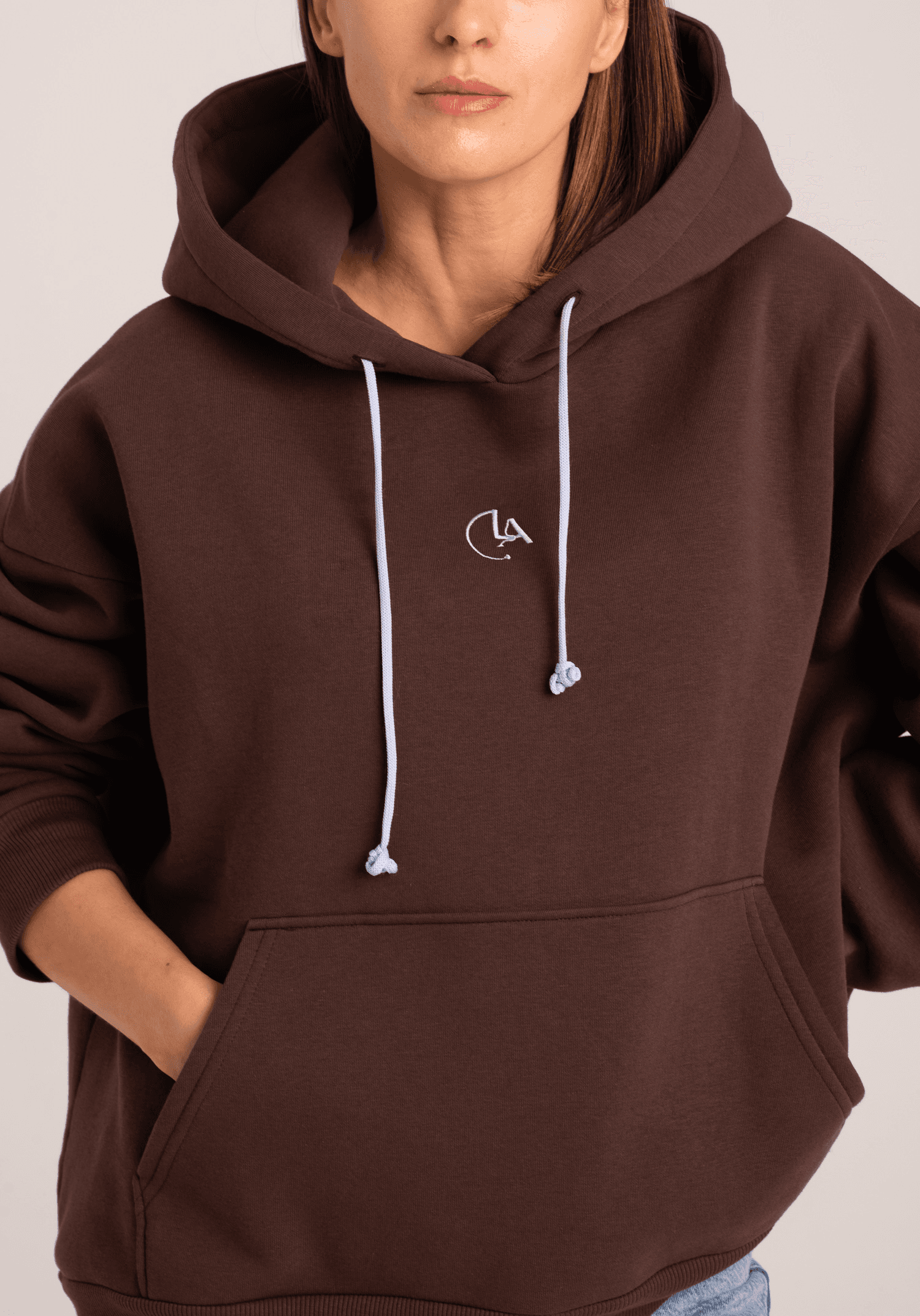 Brązowa bluza dresowa z kapturem LOU — zdjęcie 1