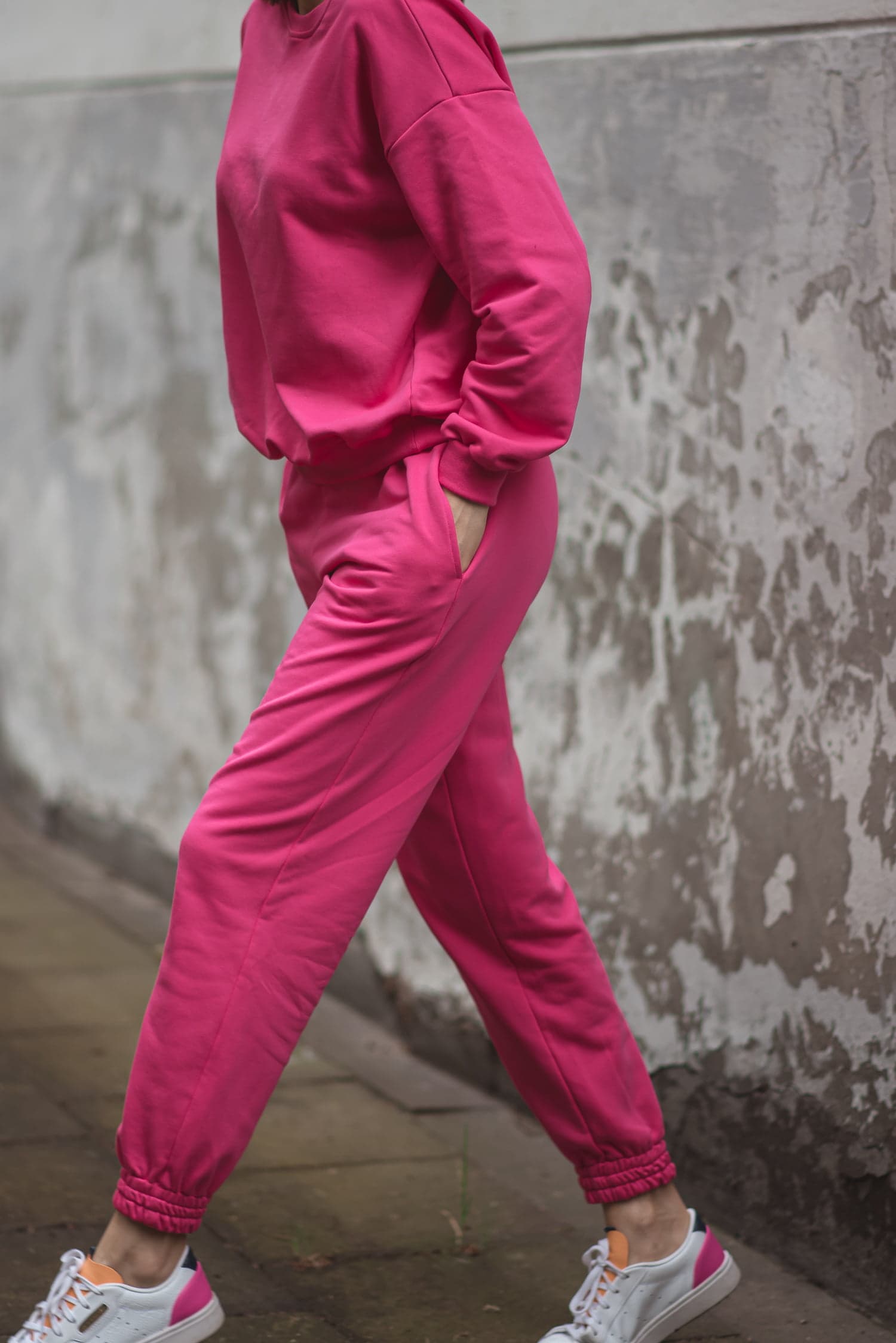 Dresy damskie: bluza + spodnie – fuksja — zdjęcie 3