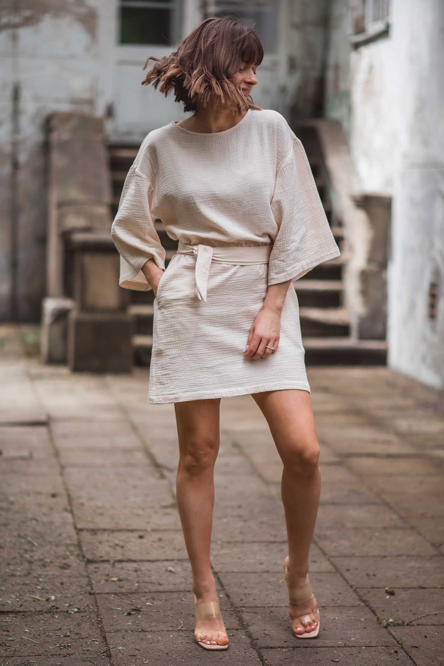 Sukienka muślinowa MAGIC śmietankowa — zdjęcie 2