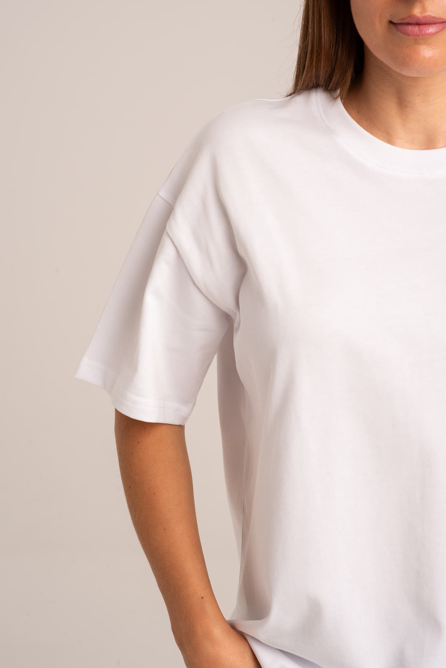 Ina White Heavyweight Cotton T-Shirt — photo 6