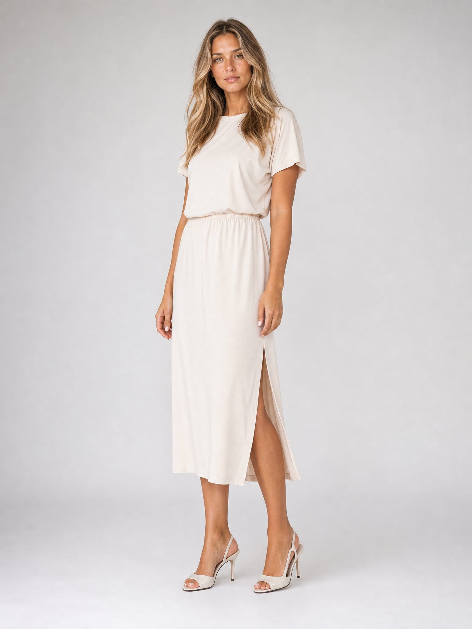 Vestido Rosa de modal color crema con manga corta — foto 6