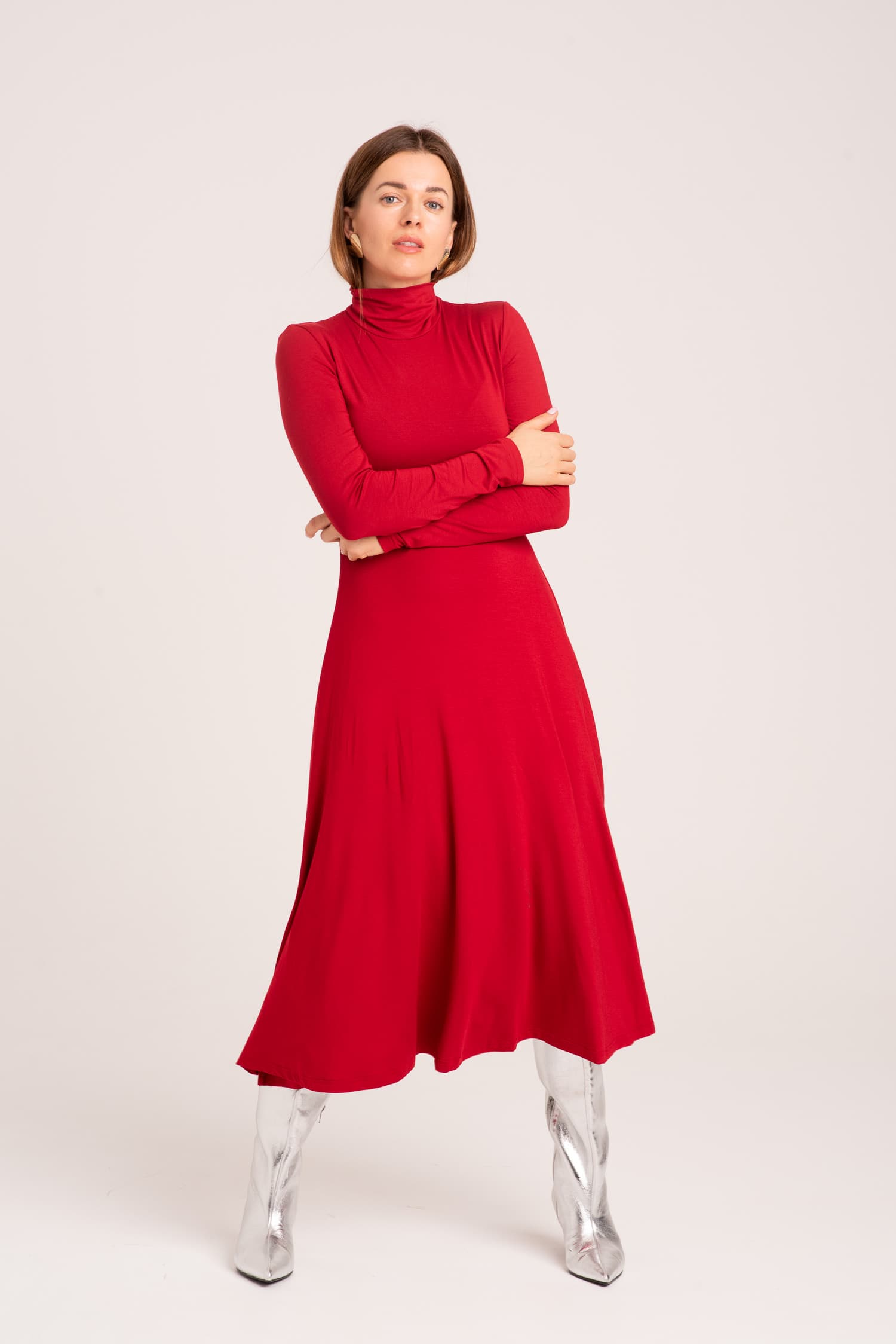 Czerwona sukienka z golfem Willow — zdjęcie 8