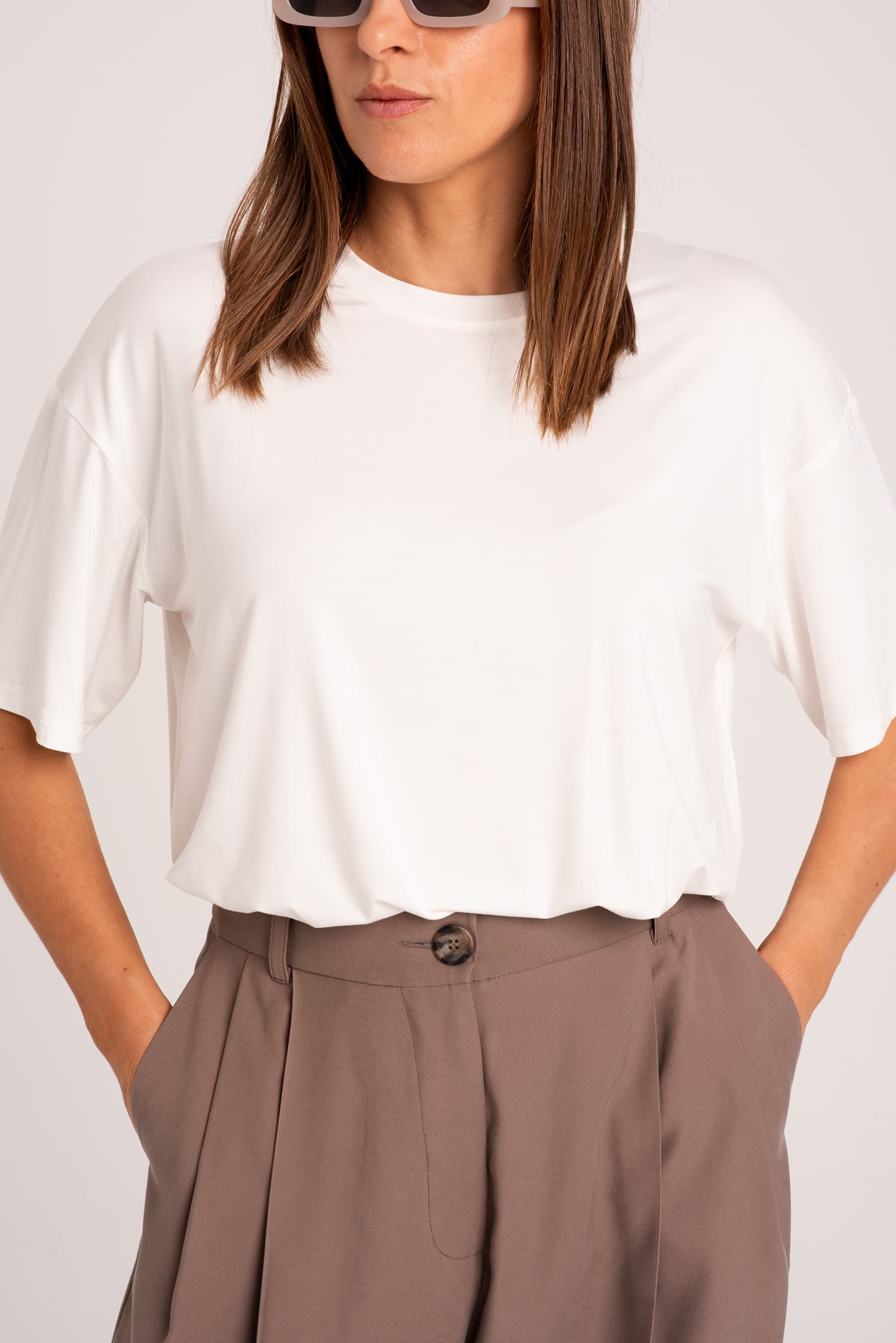 Biały bambusowy t-shirt Nina - widok 2