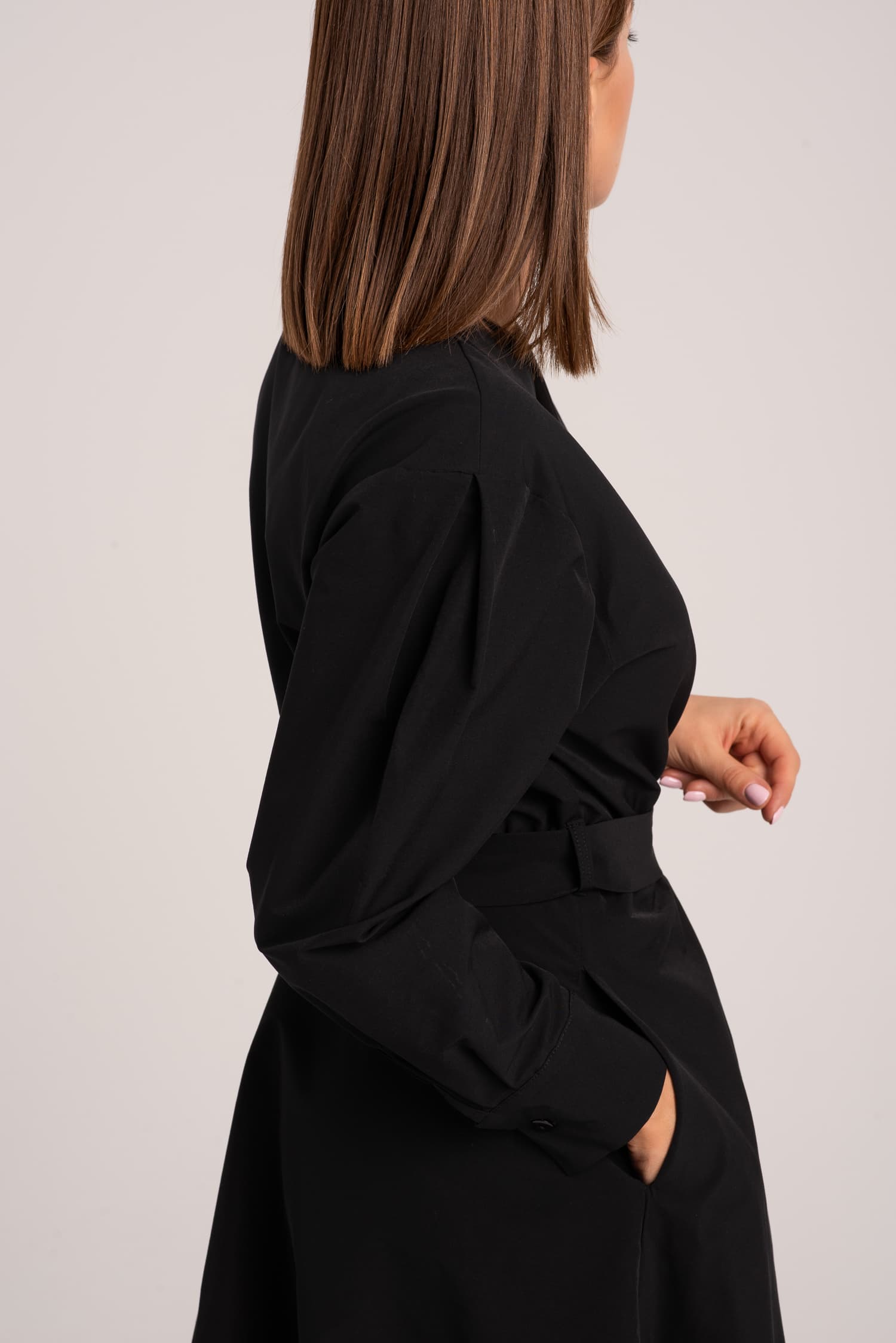 Czarna sukienka kopertowa Maria — zdjęcie 5