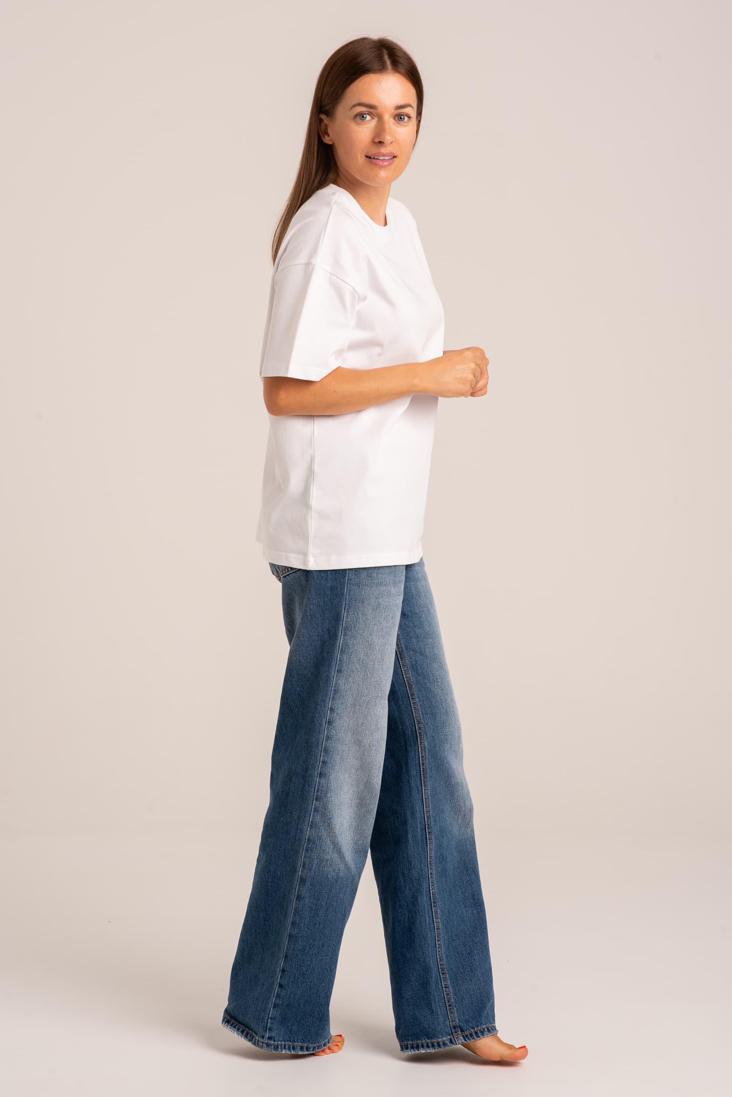 Ina White Heavyweight Cotton T-Shirt — photo 4