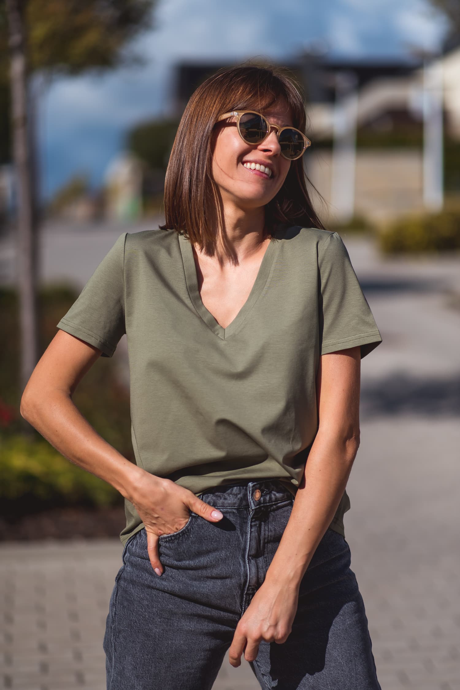 T-shirt BASIC V – khaki