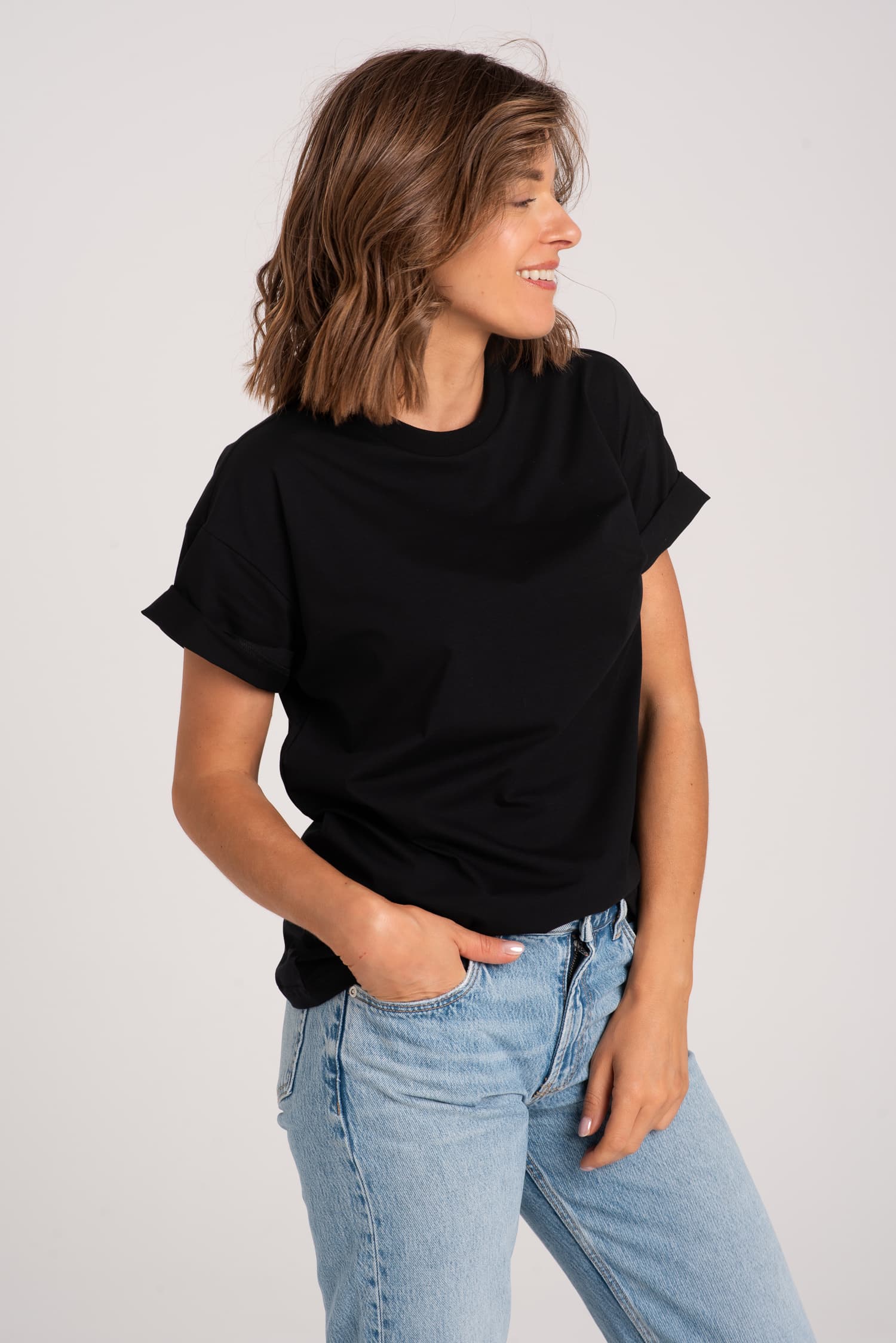 T-shirt klasyczny BASIC - czarny - zdjęcie 1