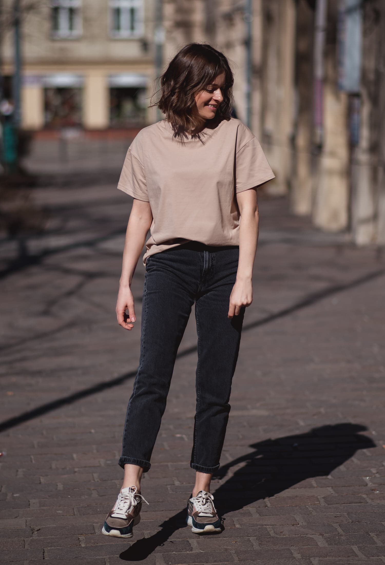 T-shirt klasyczny BASIC – cielisty - widok 2