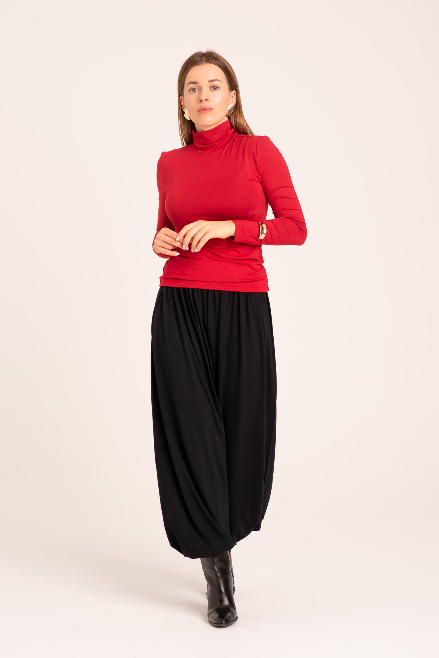 Czerwony golf damski Willa