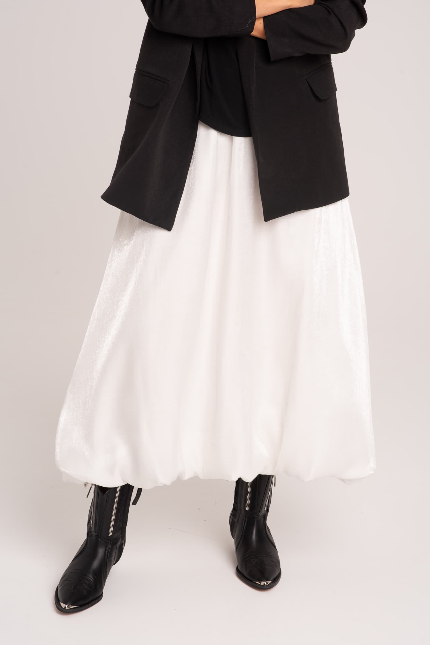 Perłowa spódnica balonowa z połyskującej tkaniny Megan - zdjęcie 4