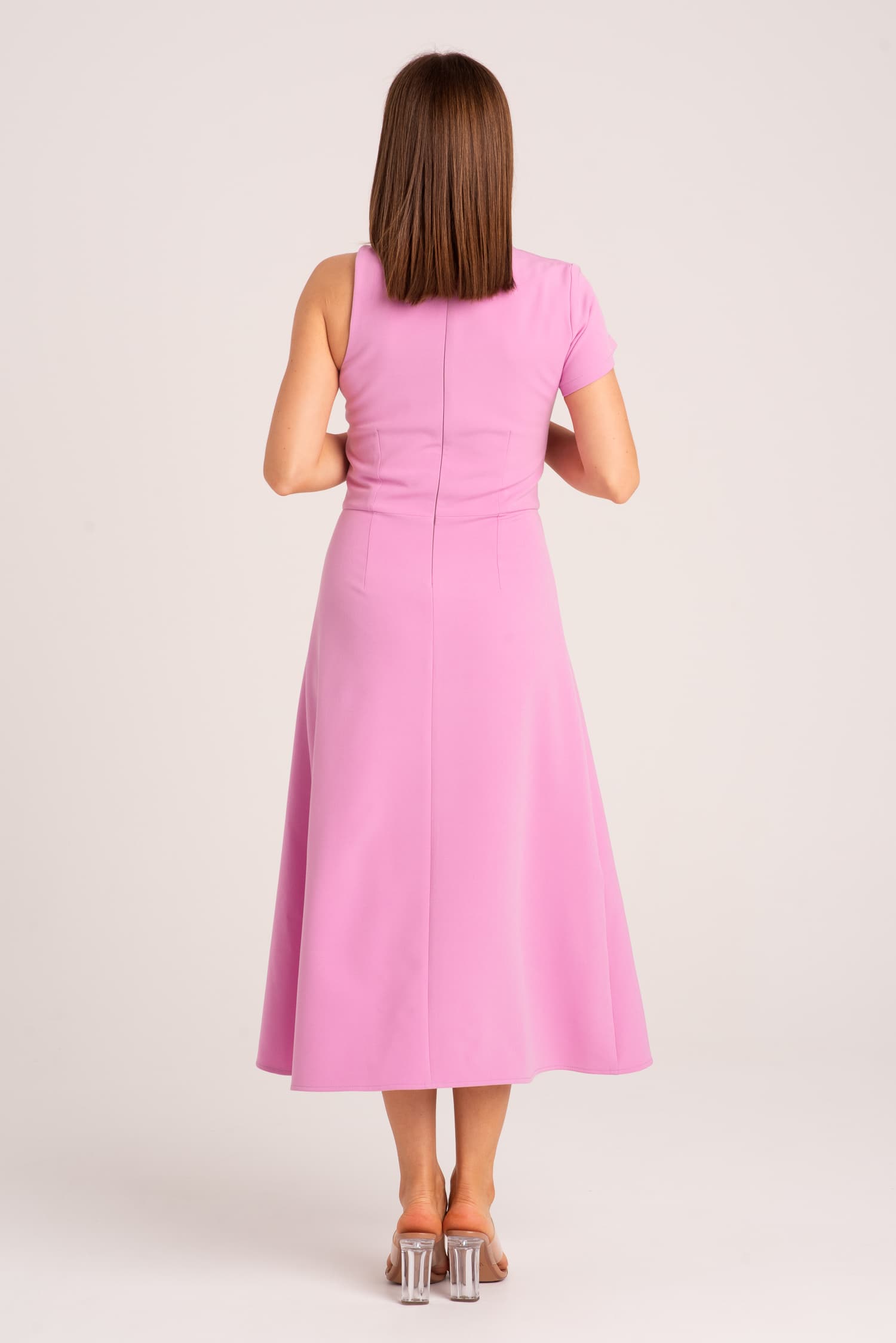 Różowa asymetryczna sukienka midi Imperia - zdjęcie 5