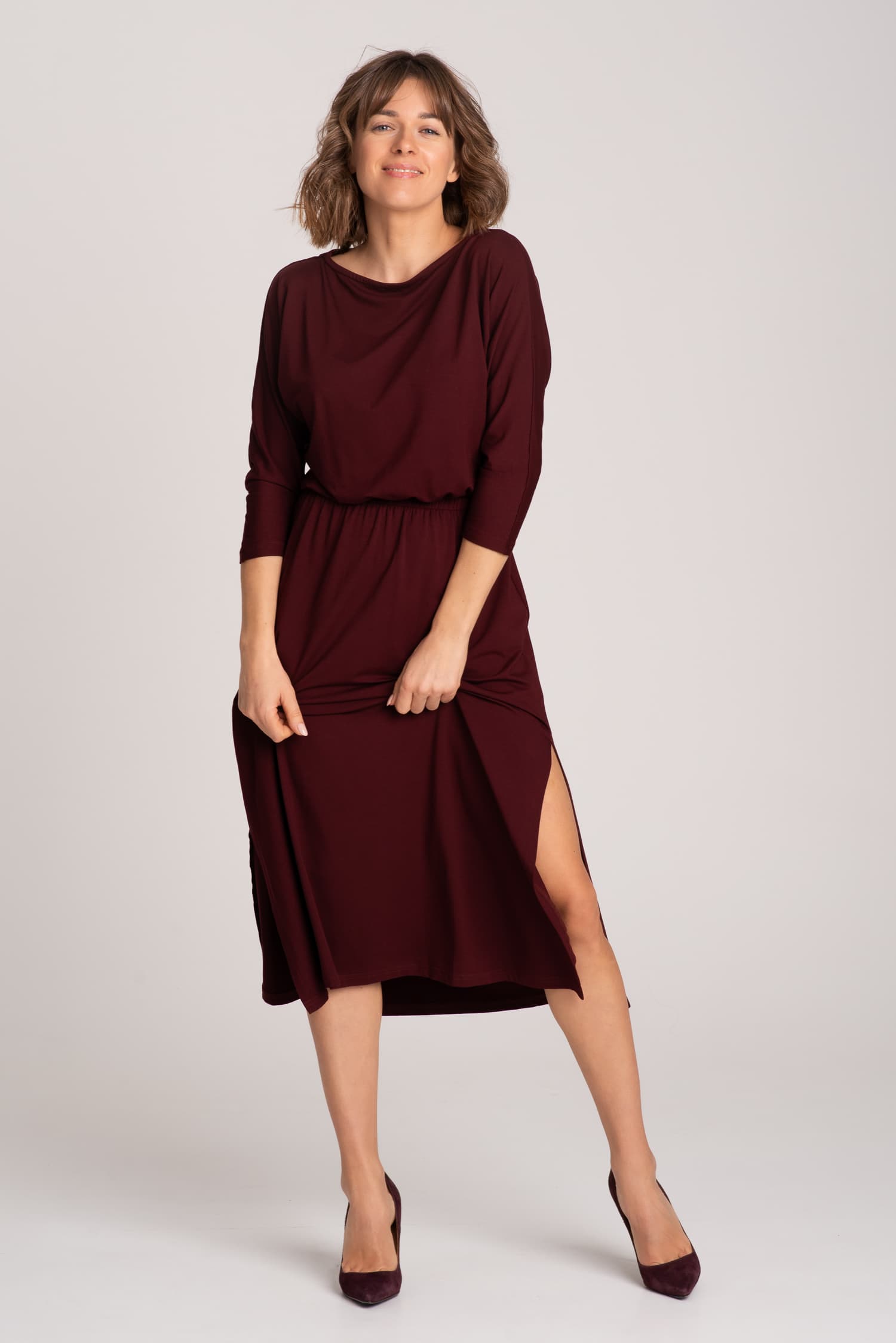 Bordowa sukienka Hot As Hell - widok 2