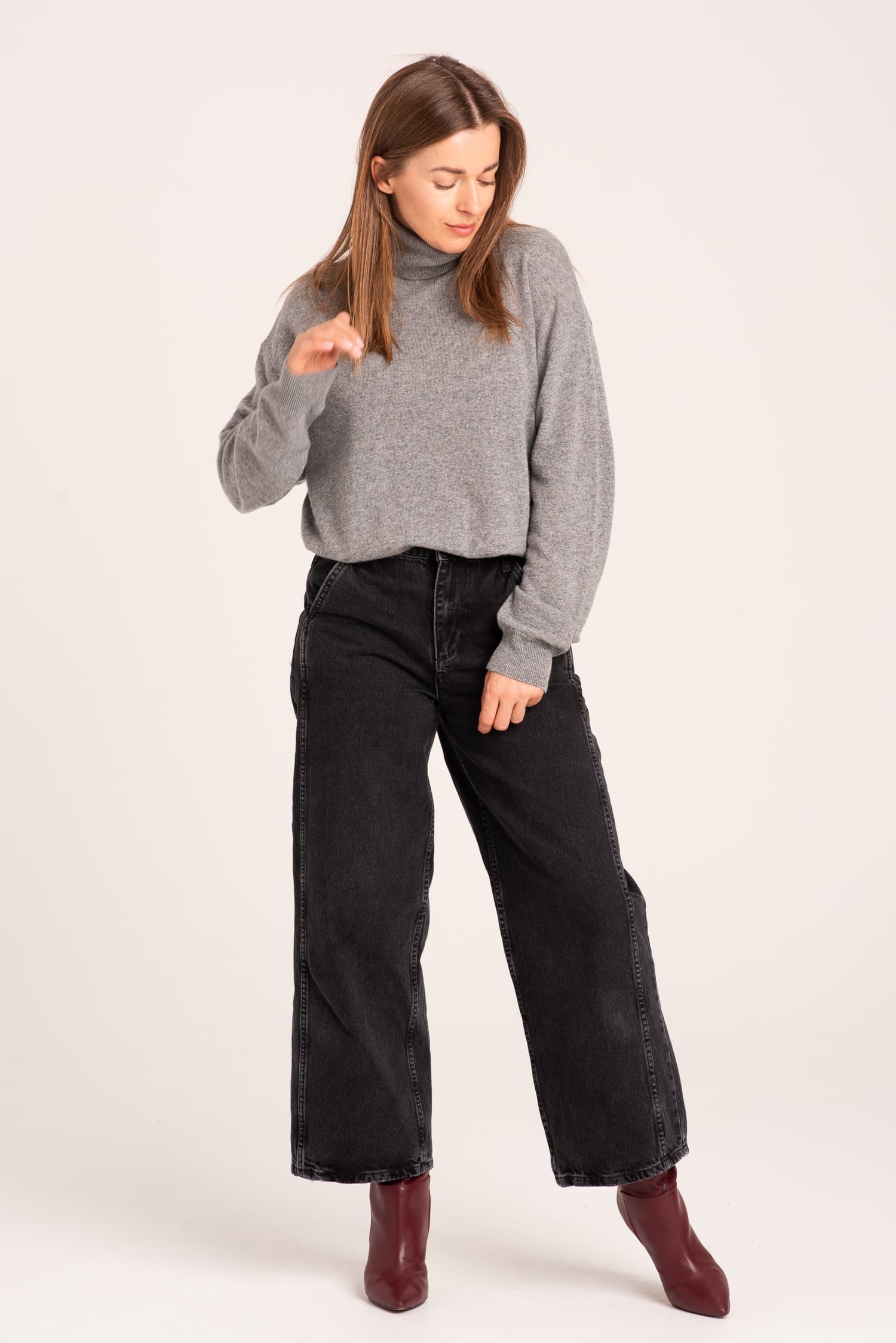 Szary klasyczny golf damski Monica - zdjęcie 8