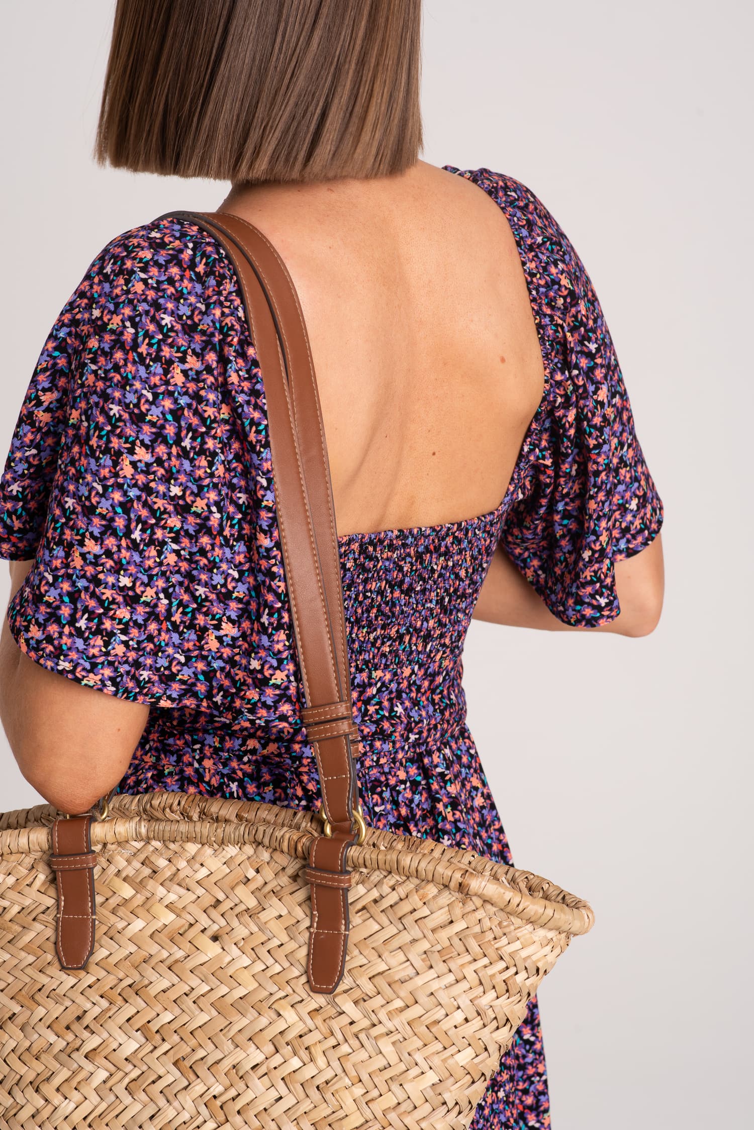 Letnia sukienka w kwiaty Gabriela - zdjęcie 3