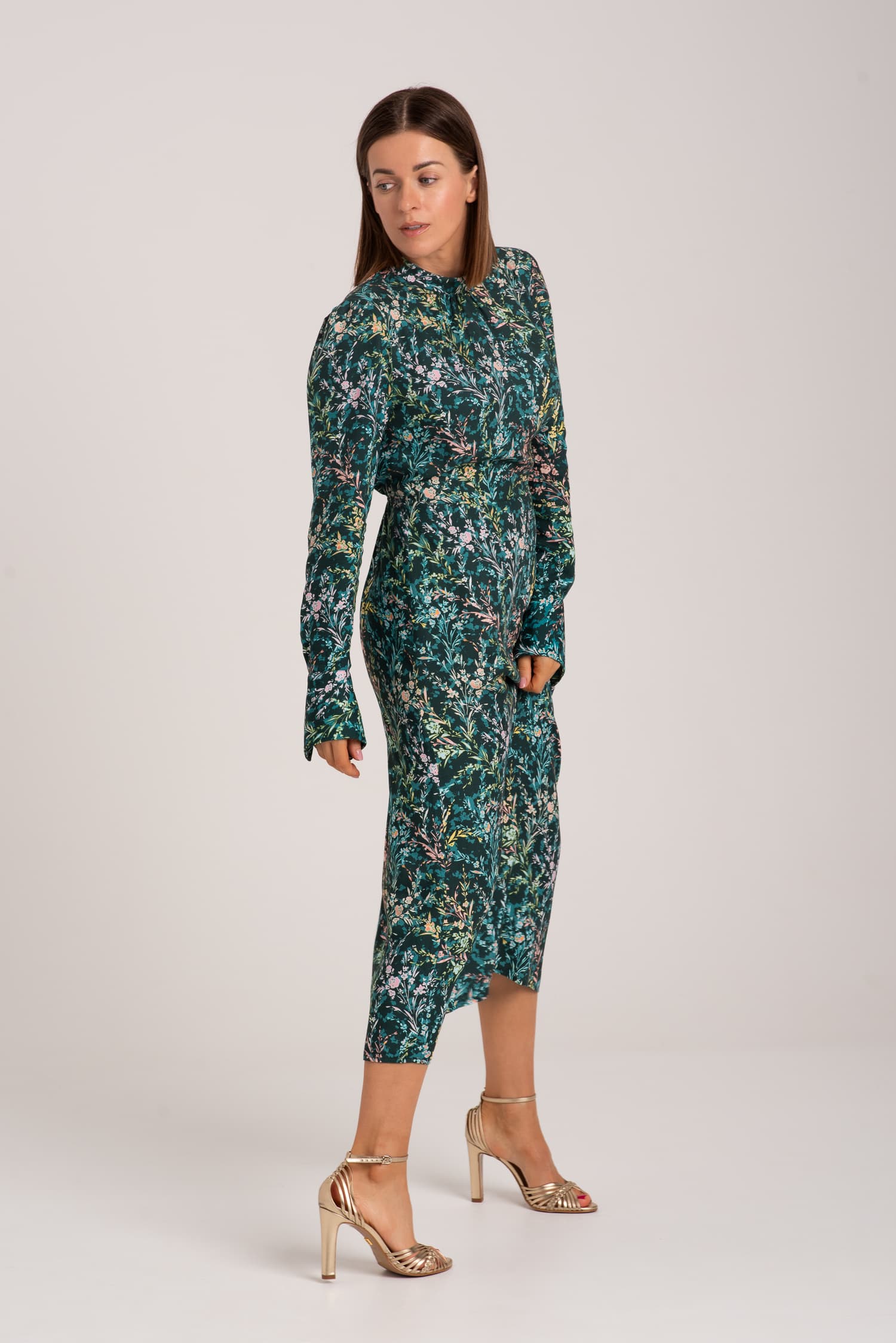 Zielona sukienka z wiskozy w kwiaty Hazel - zdjęcie 8