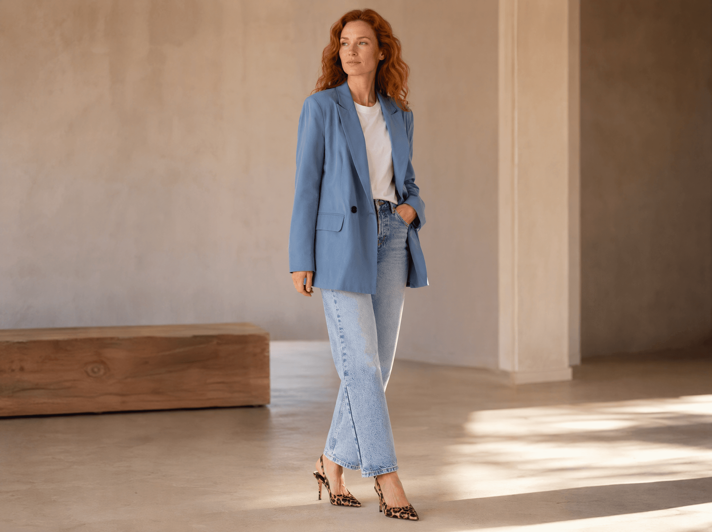 Business casual damski — zasady i stylizacje do biura