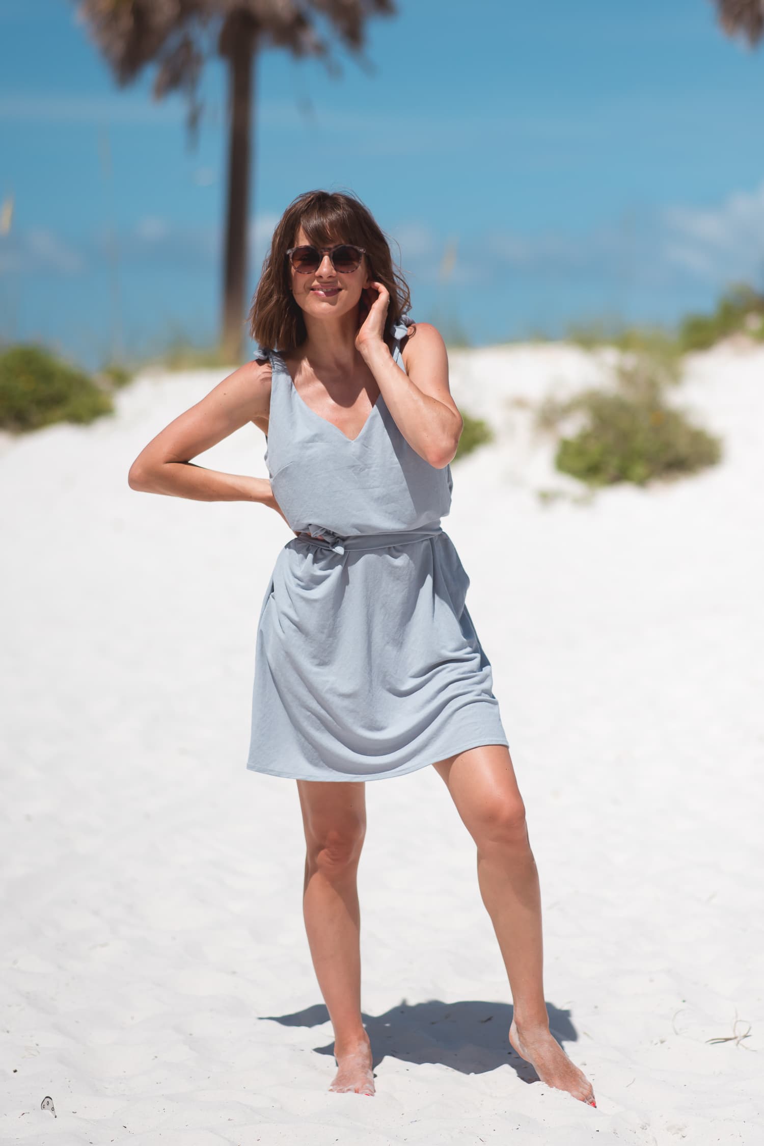 Letnia sukienka SAMAR – szara — zdjęcie 2