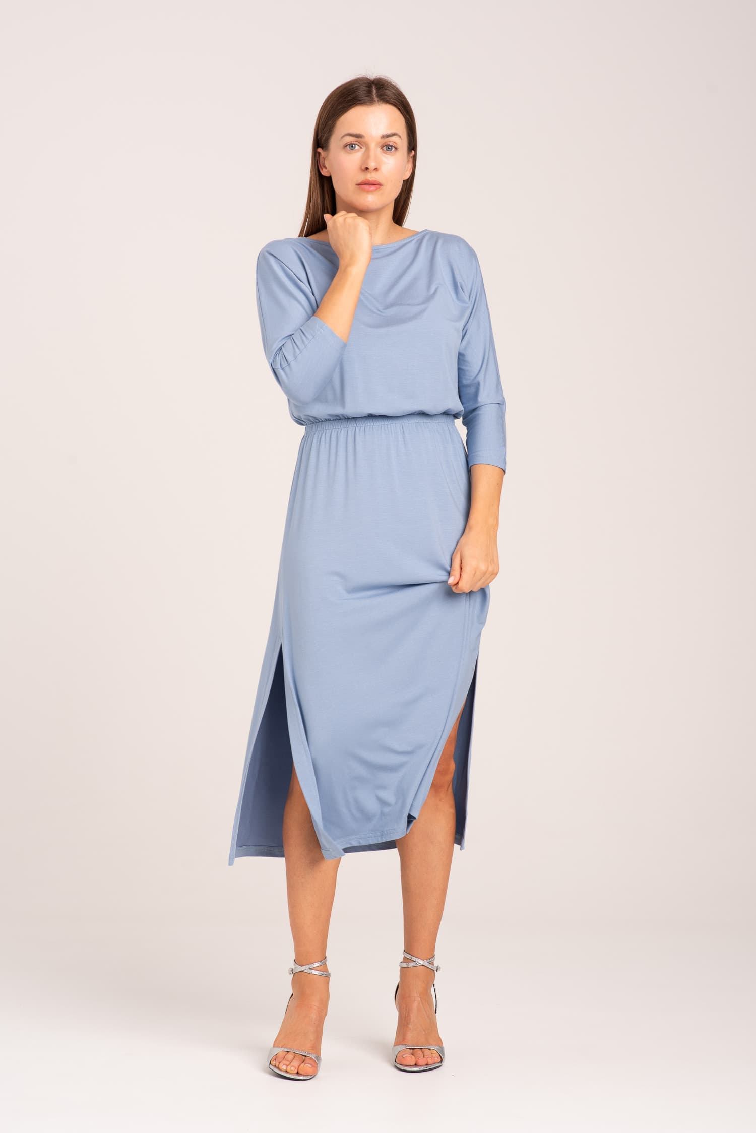 Niebieska sukienka z modalu Hot As Hell — zdjęcie 7