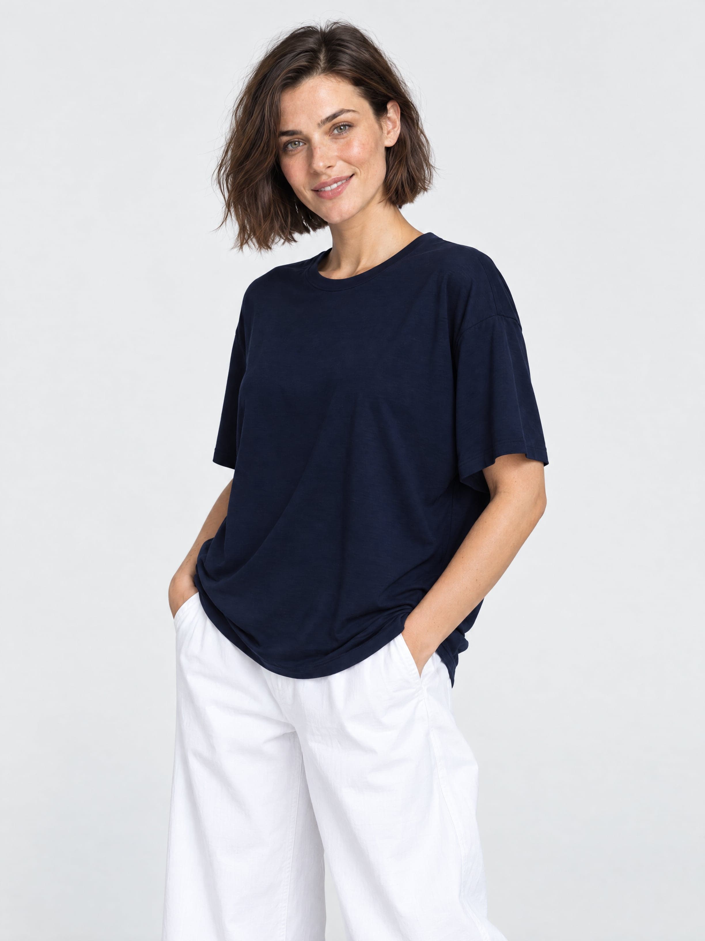 Bambus-Shirt Nina in Marineblau — Foto 3