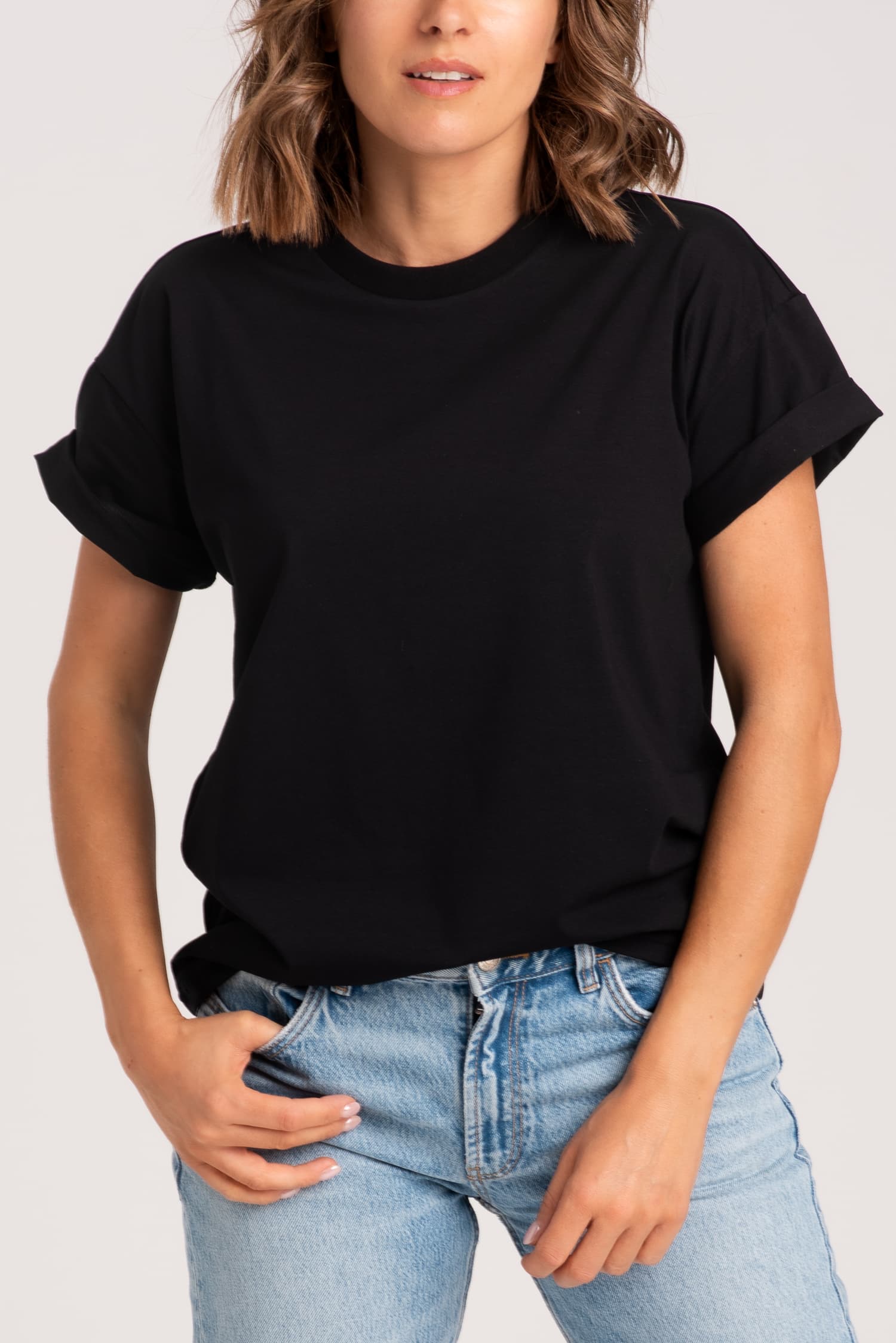 T-shirt klasyczny BASIC - czarny — zdjęcie 3