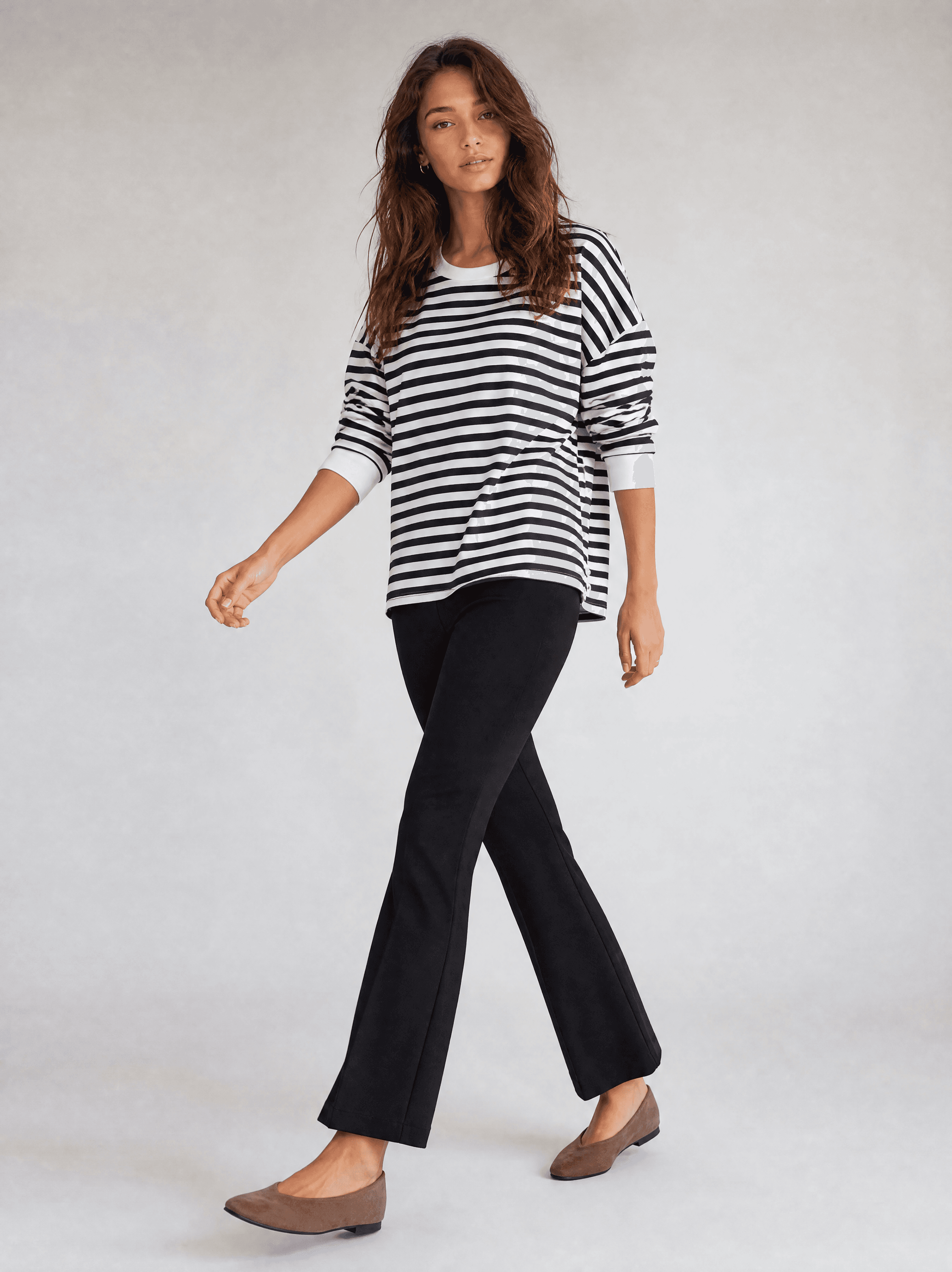 Black 7/8 Flared Leg Trousers — photo 5