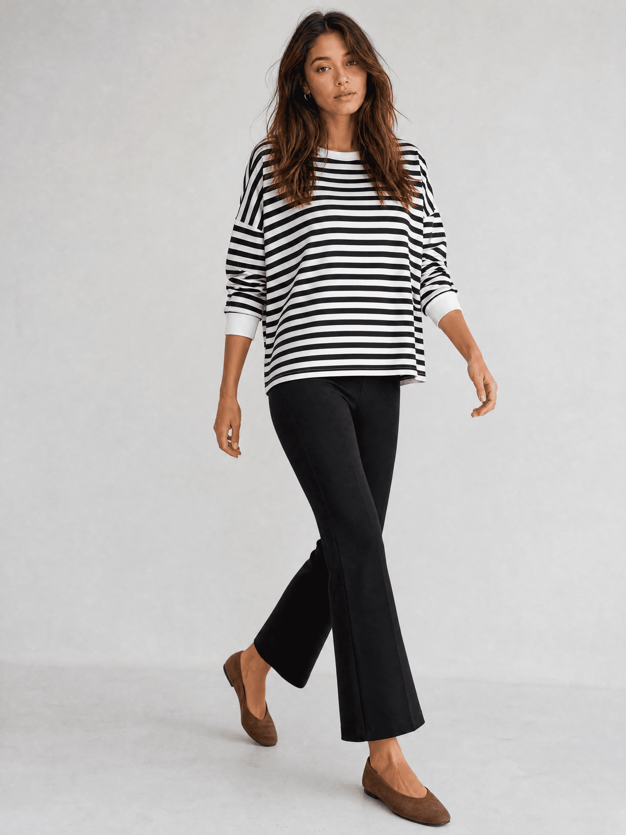 Black 7/8 Flared Leg Trousers — photo 2