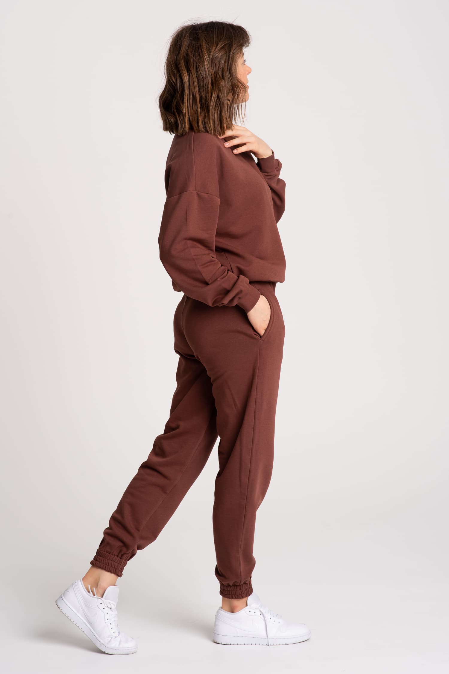 Dresy damskie: bluza + spodnie –brąz — zdjęcie 3