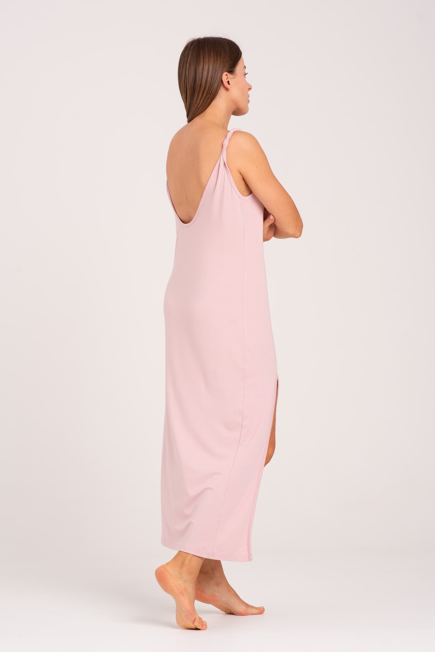 Różowa sukienka na zakręconych ramiączkach SIMPLE — zdjęcie 4