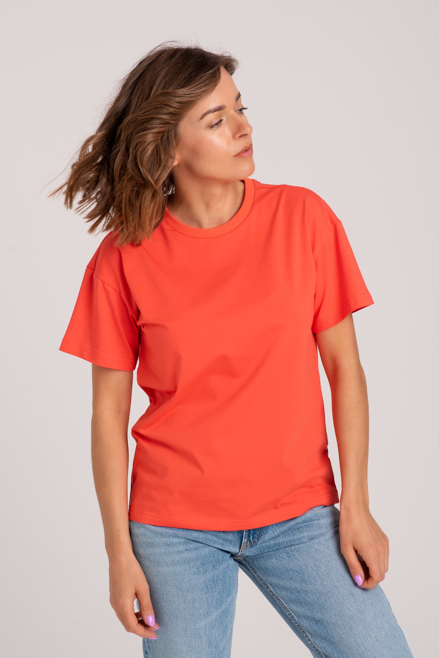 T-shirt klasyczny BASIC – koralowy - zdjęcie 4